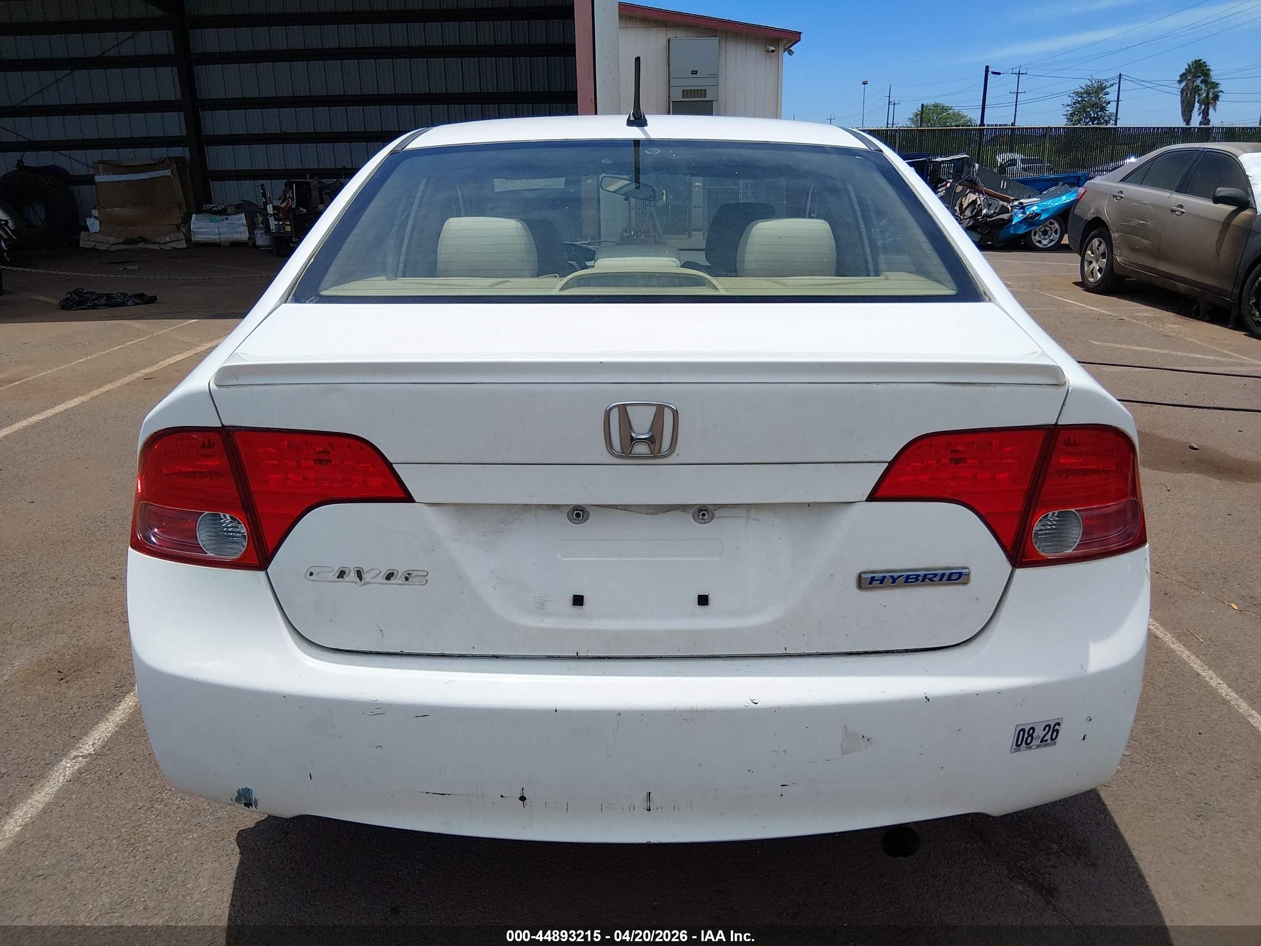 2008 Honda Civic Hybrid   White vin: JHMFA36248S013205