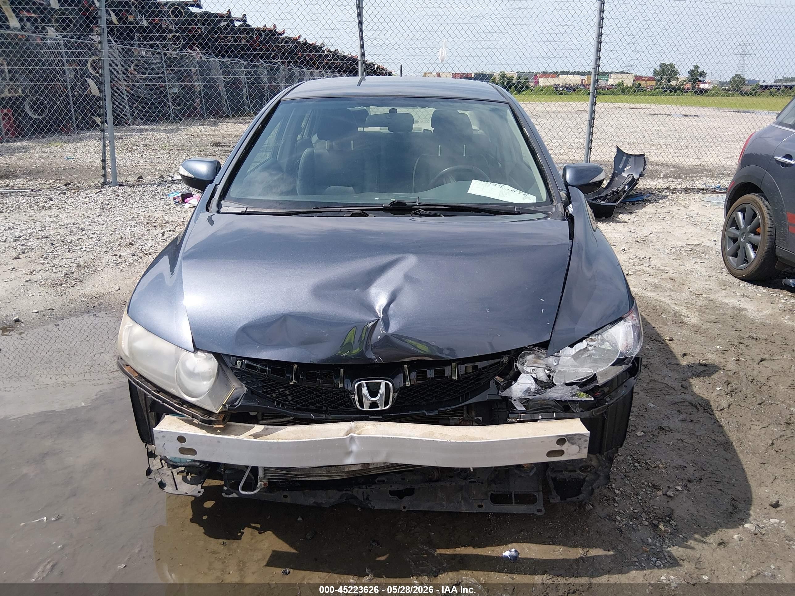 2009 Honda Civic Hybrid   Dark Blue vin: JHMFA36249S009477