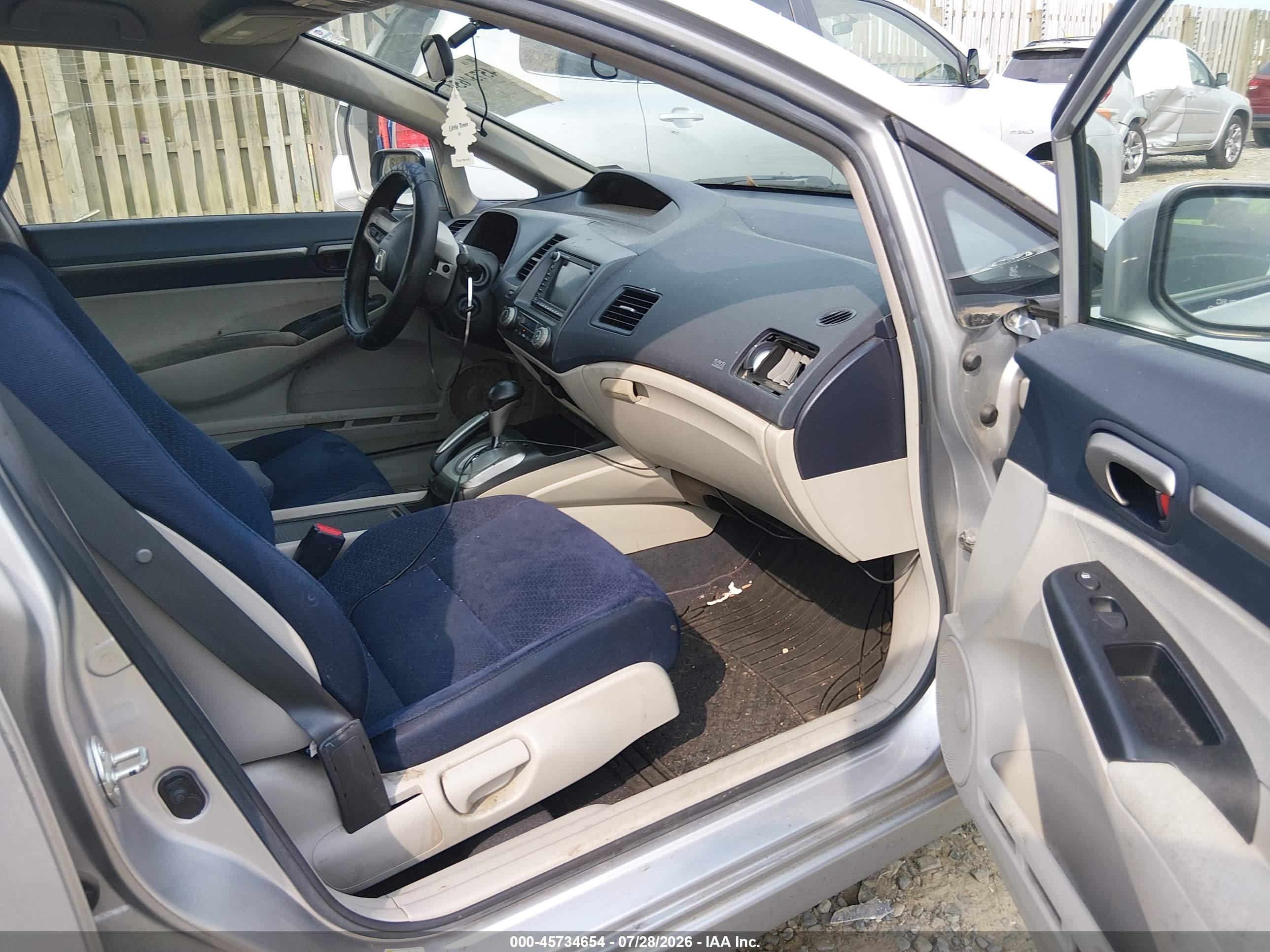 2008 Honda Civic Hybrid   Silver vin: JHMFA36268S013755