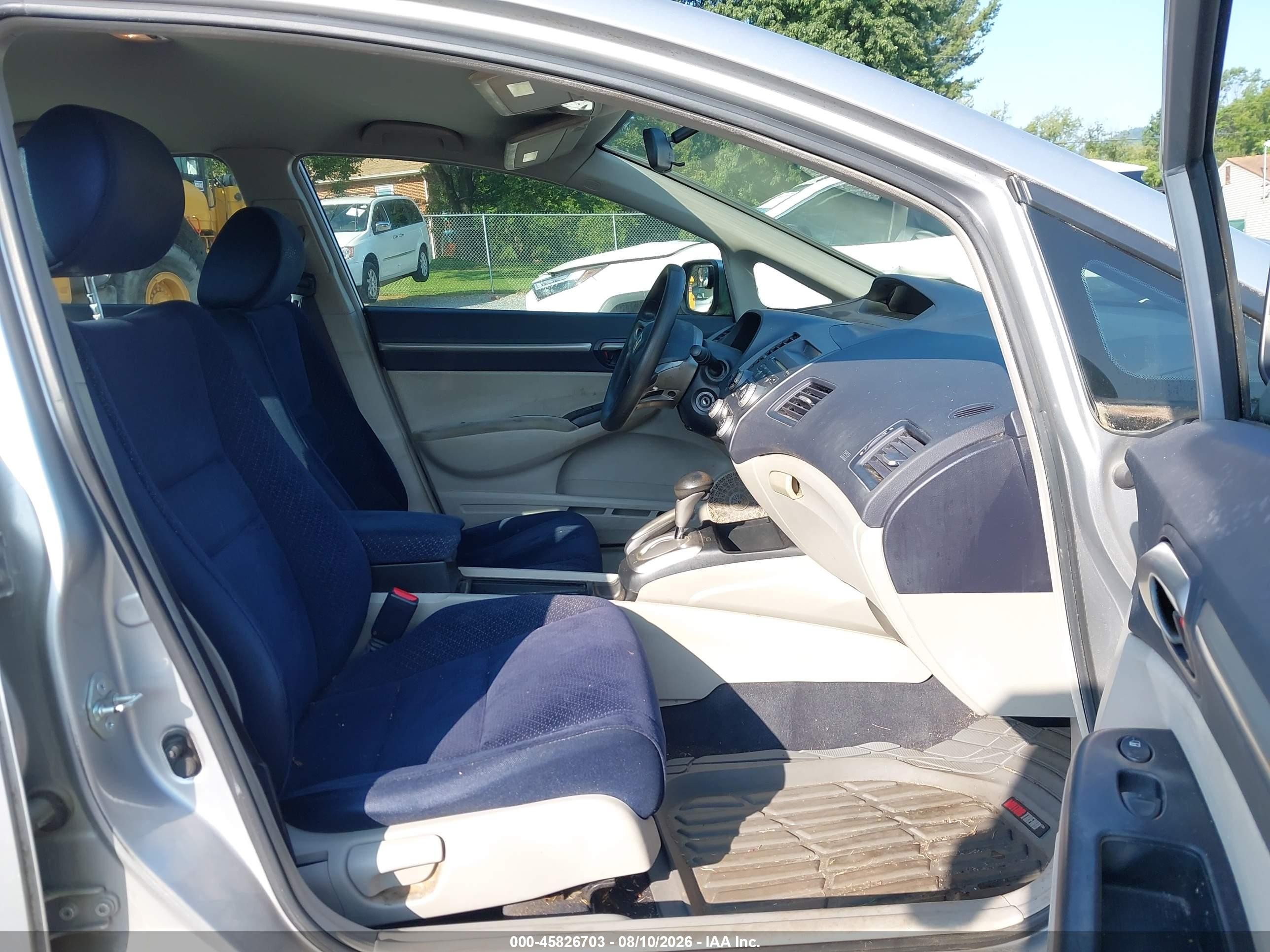 2008 Honda Civic Hybrid   Silver vin: JHMFA36278S027387