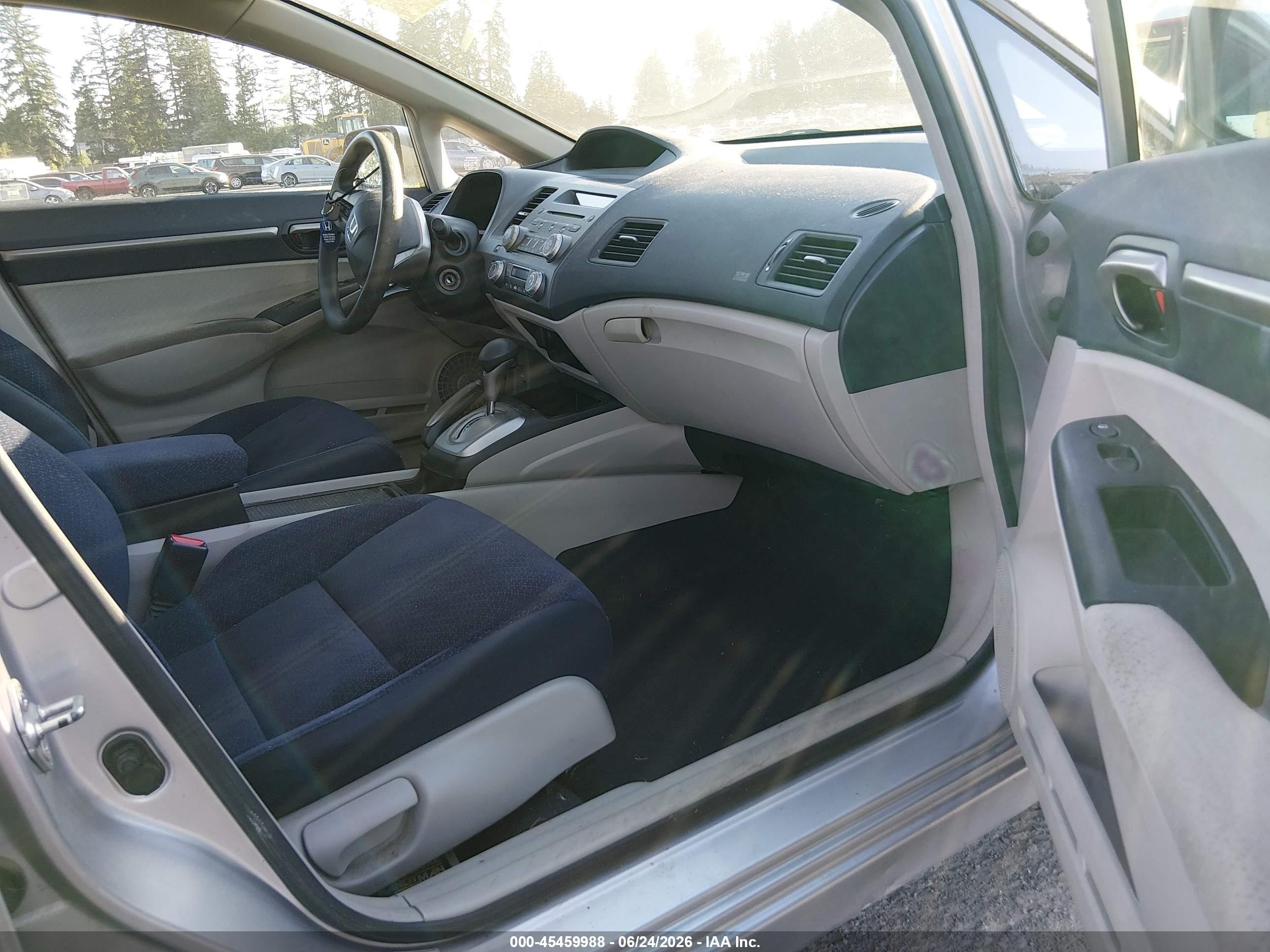 2008 Honda Civic Hybrid   Silver vin: JHMFA36278S028149