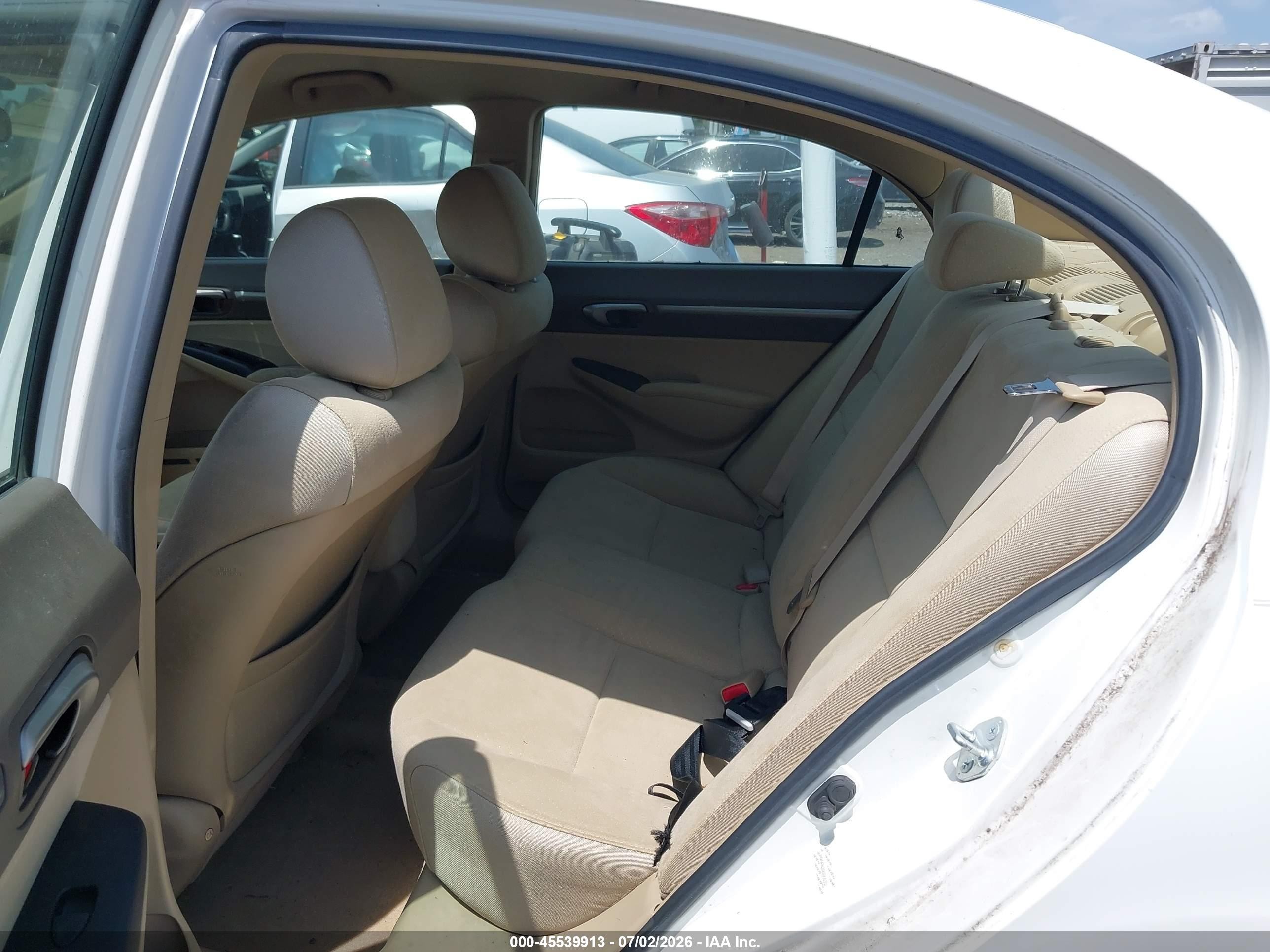 2006 Honda Civic Hybrid   White vin: JHMFA36286S005332