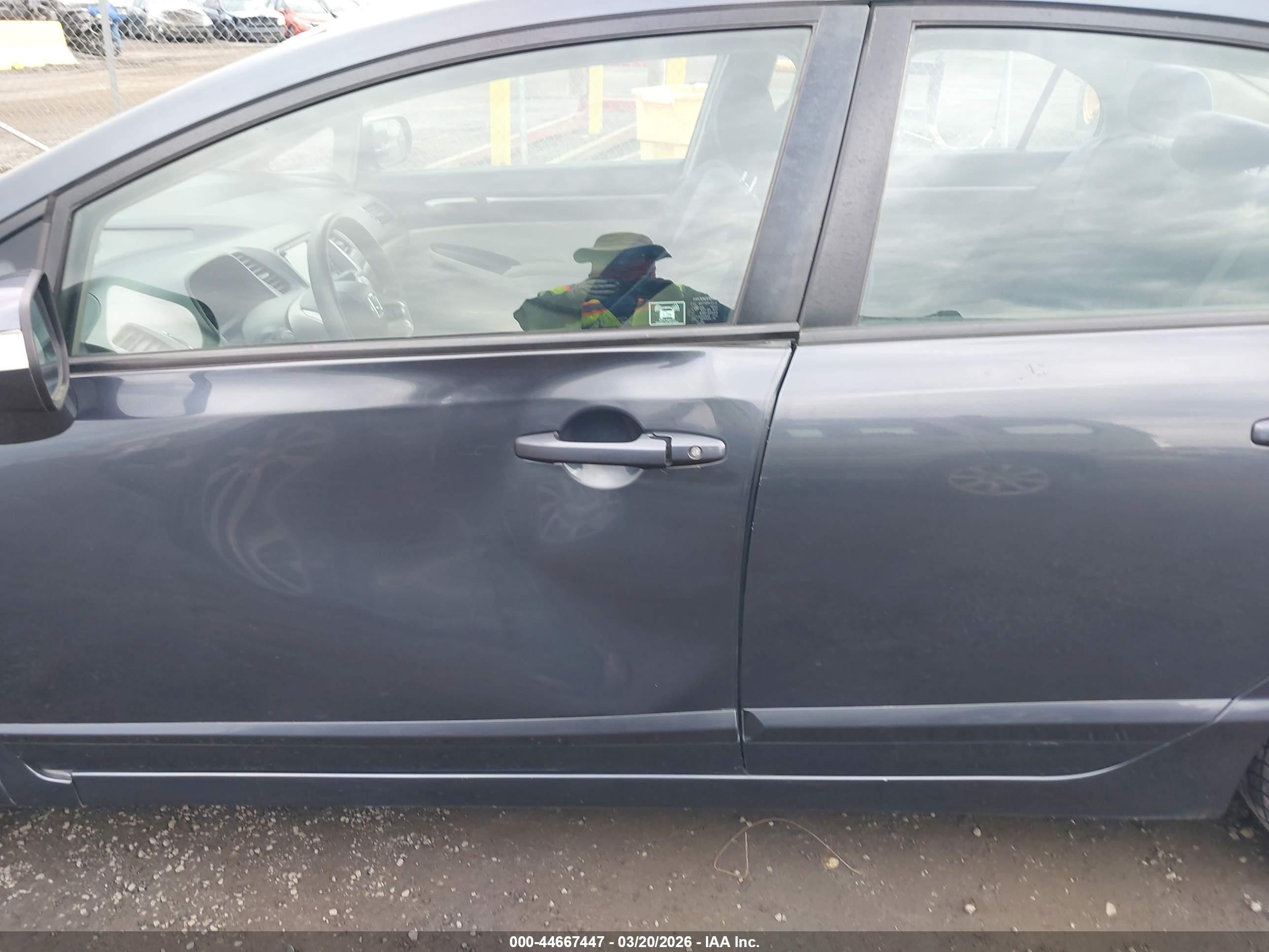 2008 Honda Civic Hybrid   Dark Blue vin: JHMFA36288S003924