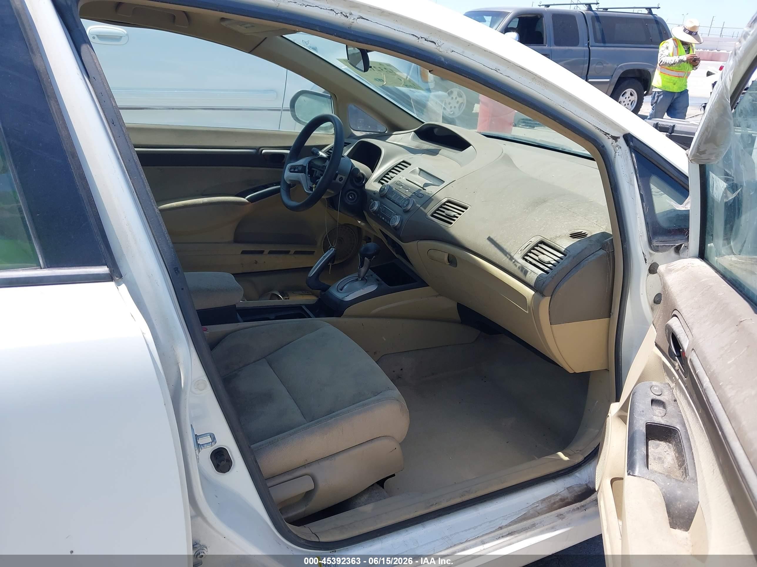 2007 Honda Civic Hybrid   White vin: JHMFA36297S017183