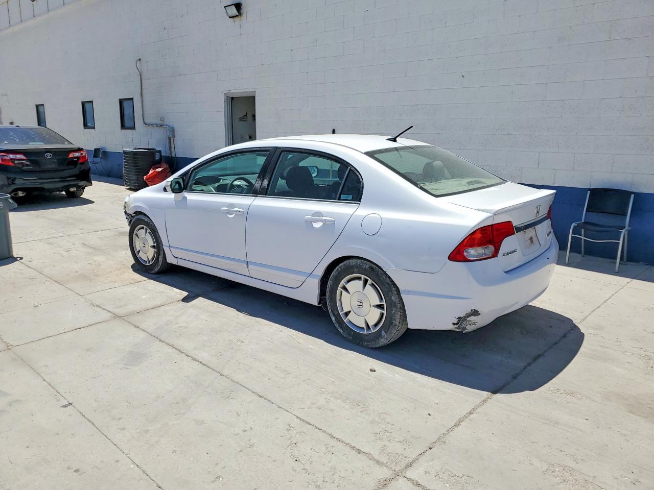 2009 Honda Civic White vin: JHMFA36299S002671