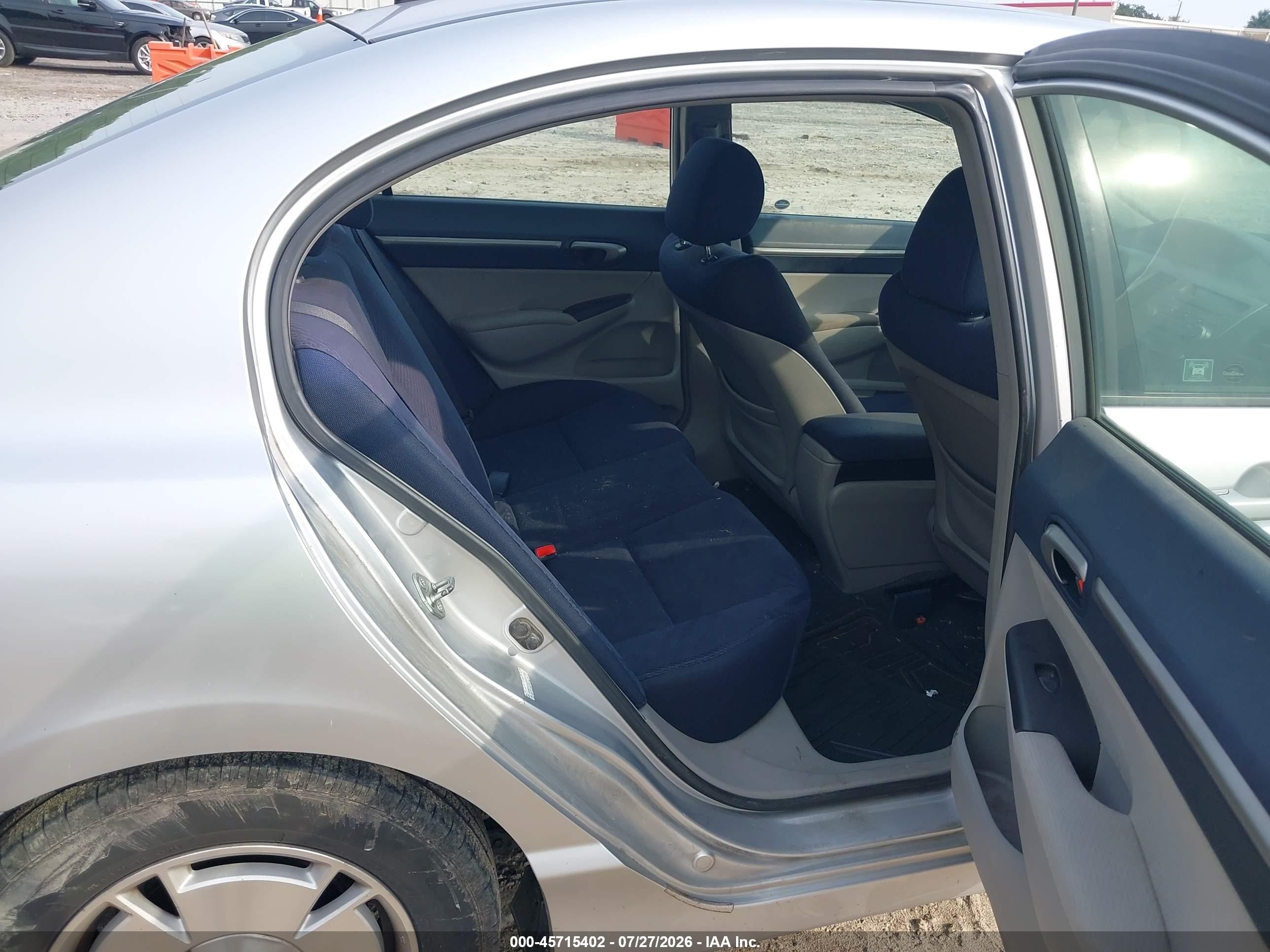 2009 Honda Civic Hybrid   Silver vin: JHMFA36299S007692