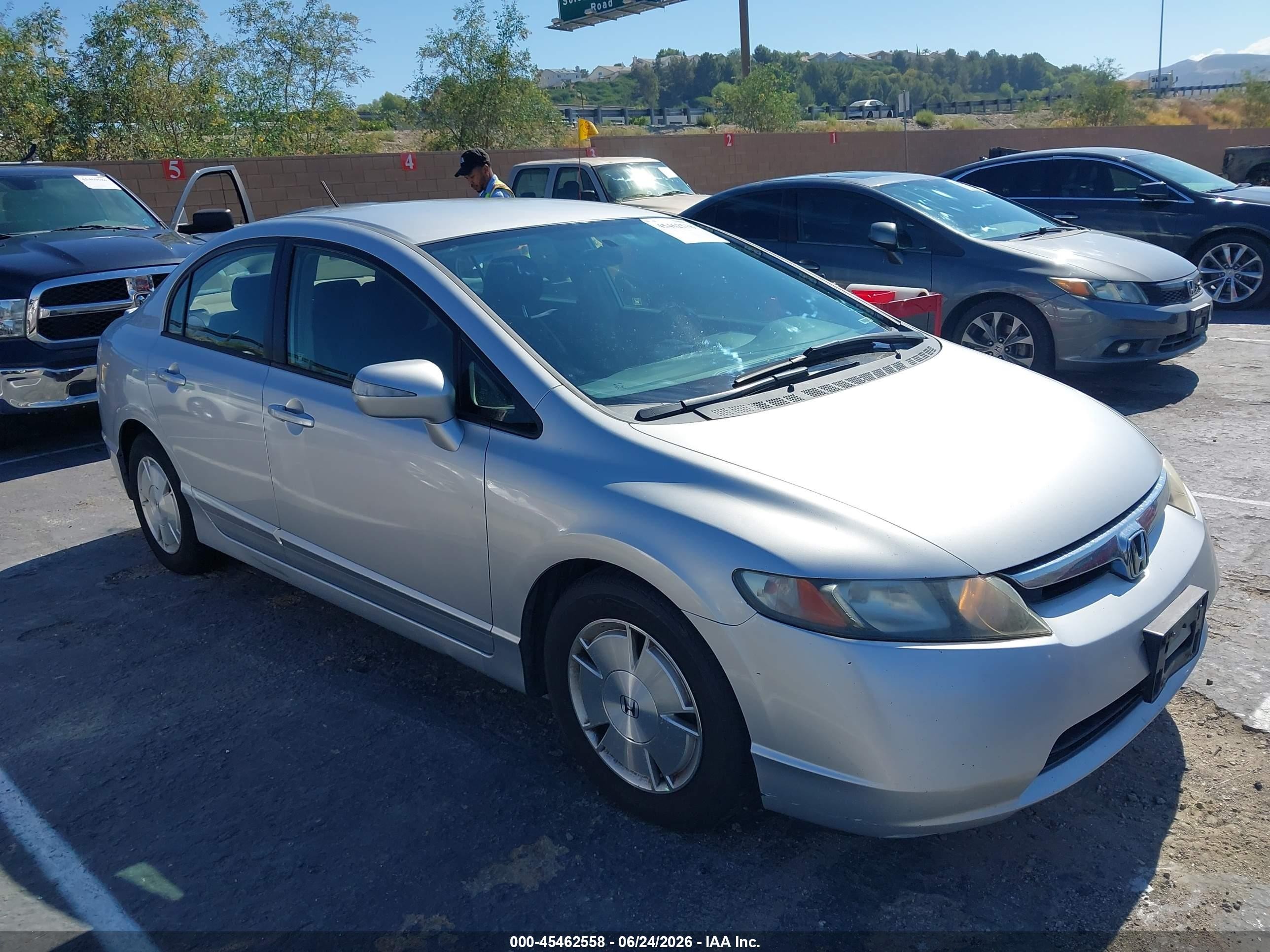 2006 Honda Civic Hybrid   Silver vin: JHMFA362X6S008457