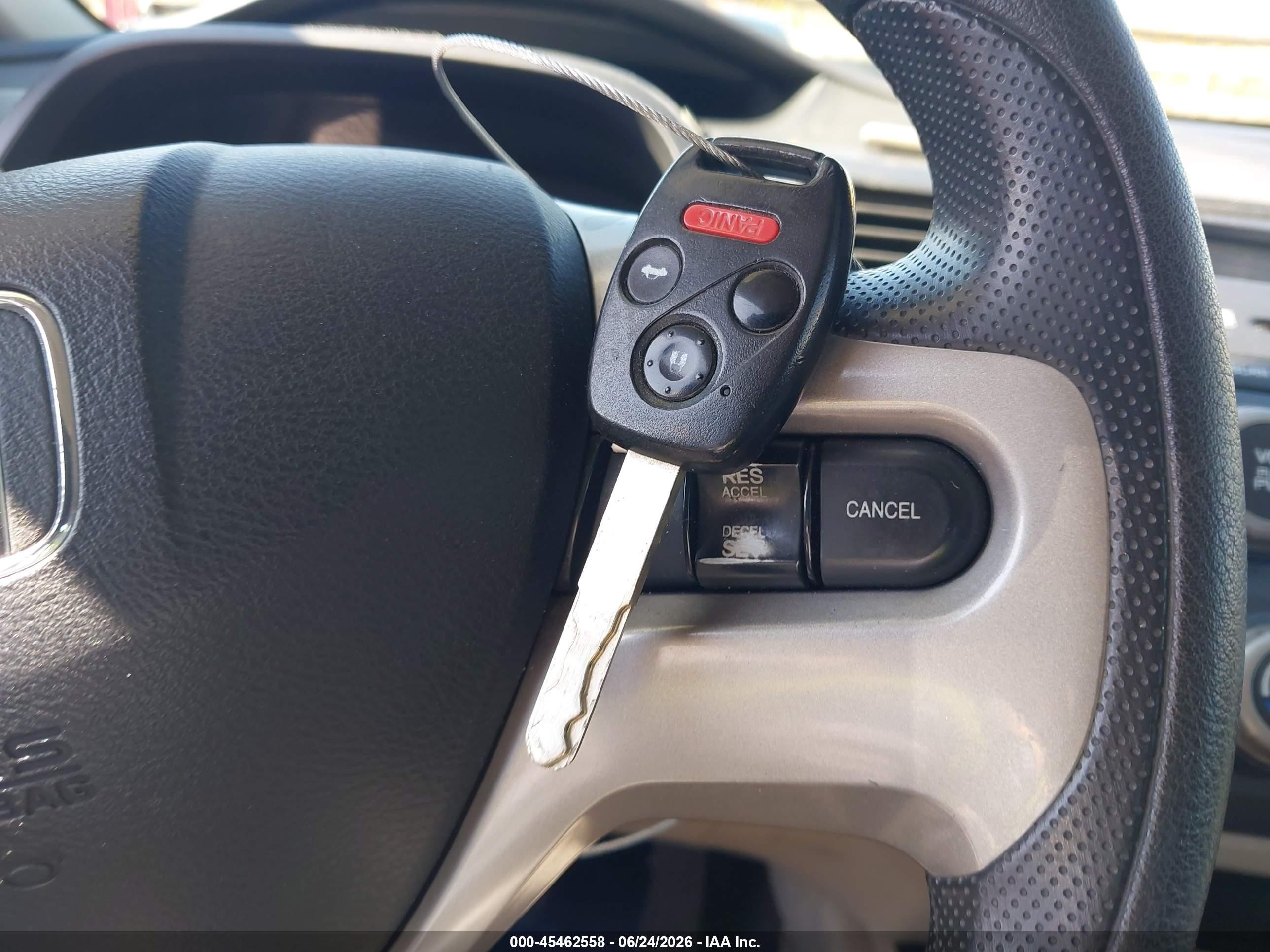 2006 Honda Civic Hybrid   Silver vin: JHMFA362X6S008457