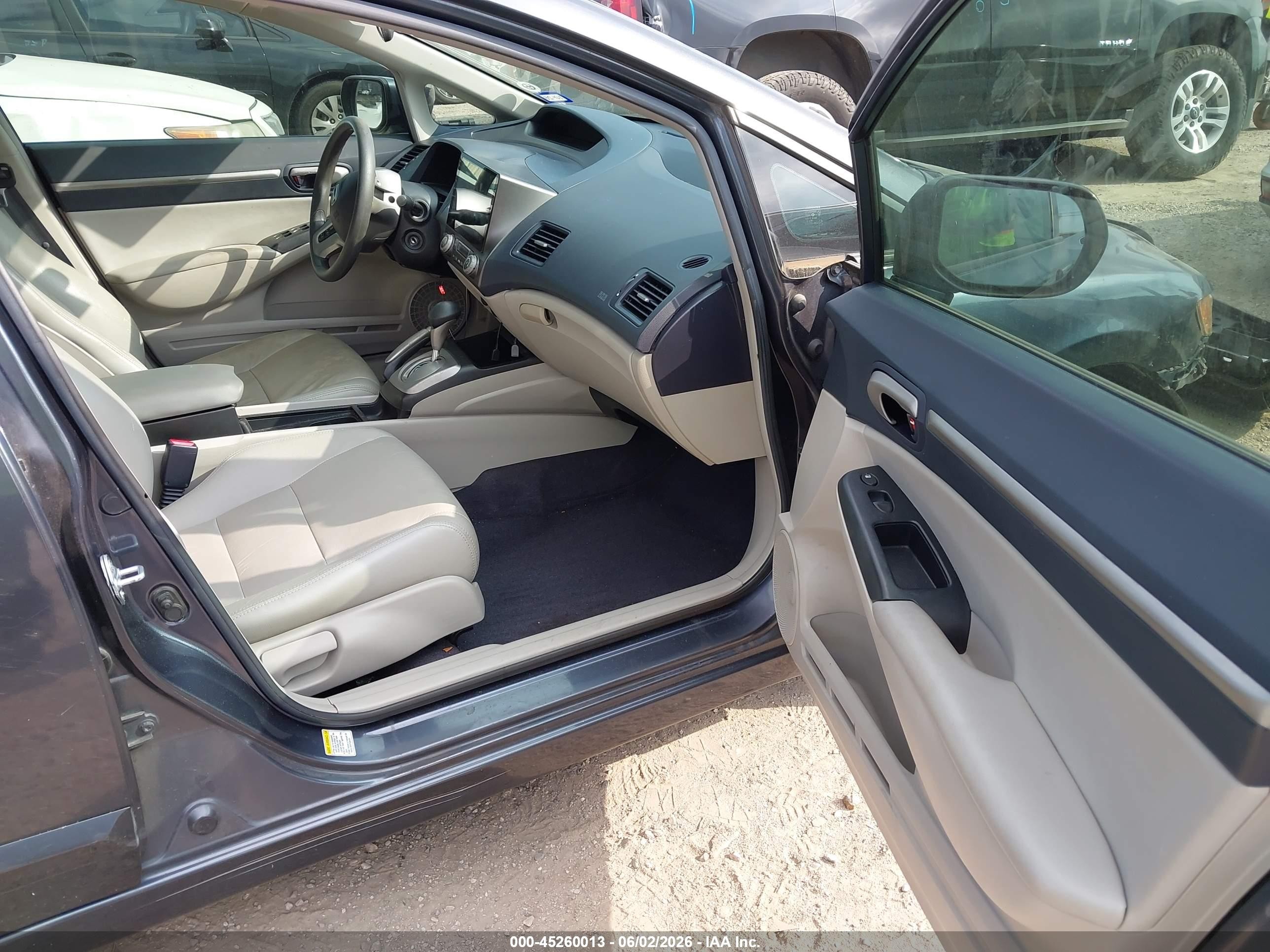 2007 Honda Civic Hybrid   Gray vin: JHMFA362X7S026023