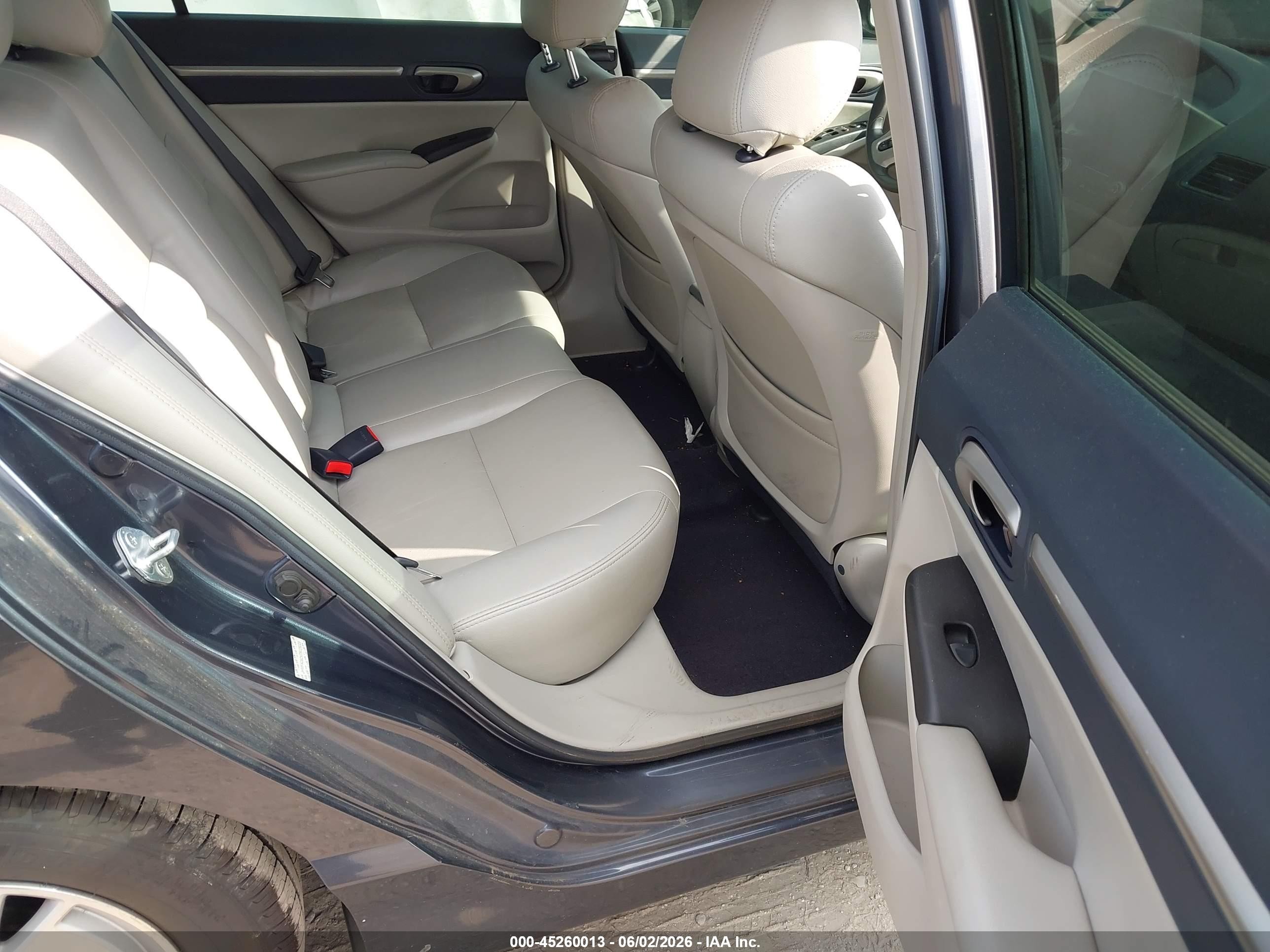 2007 Honda Civic Hybrid   Gray vin: JHMFA362X7S026023