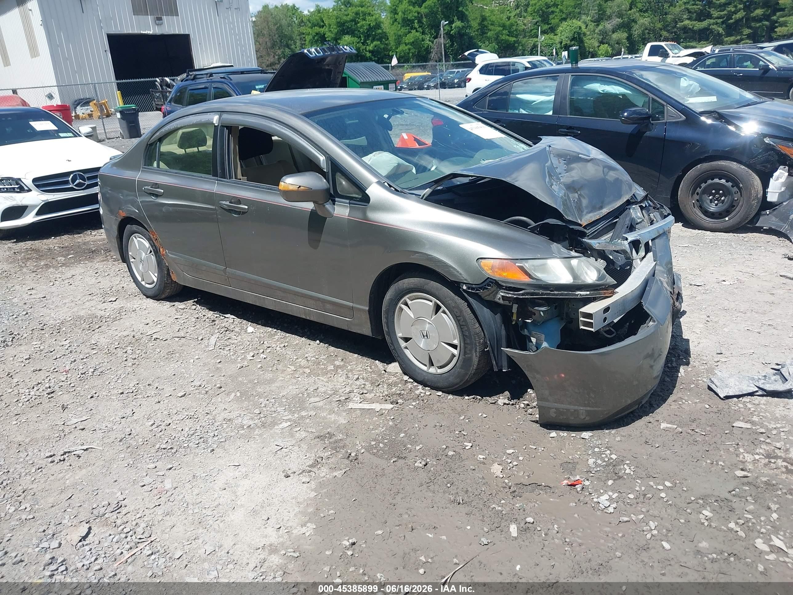 2008 Honda Civic Hybrid Pewter vin: JHMFA362X8S008574