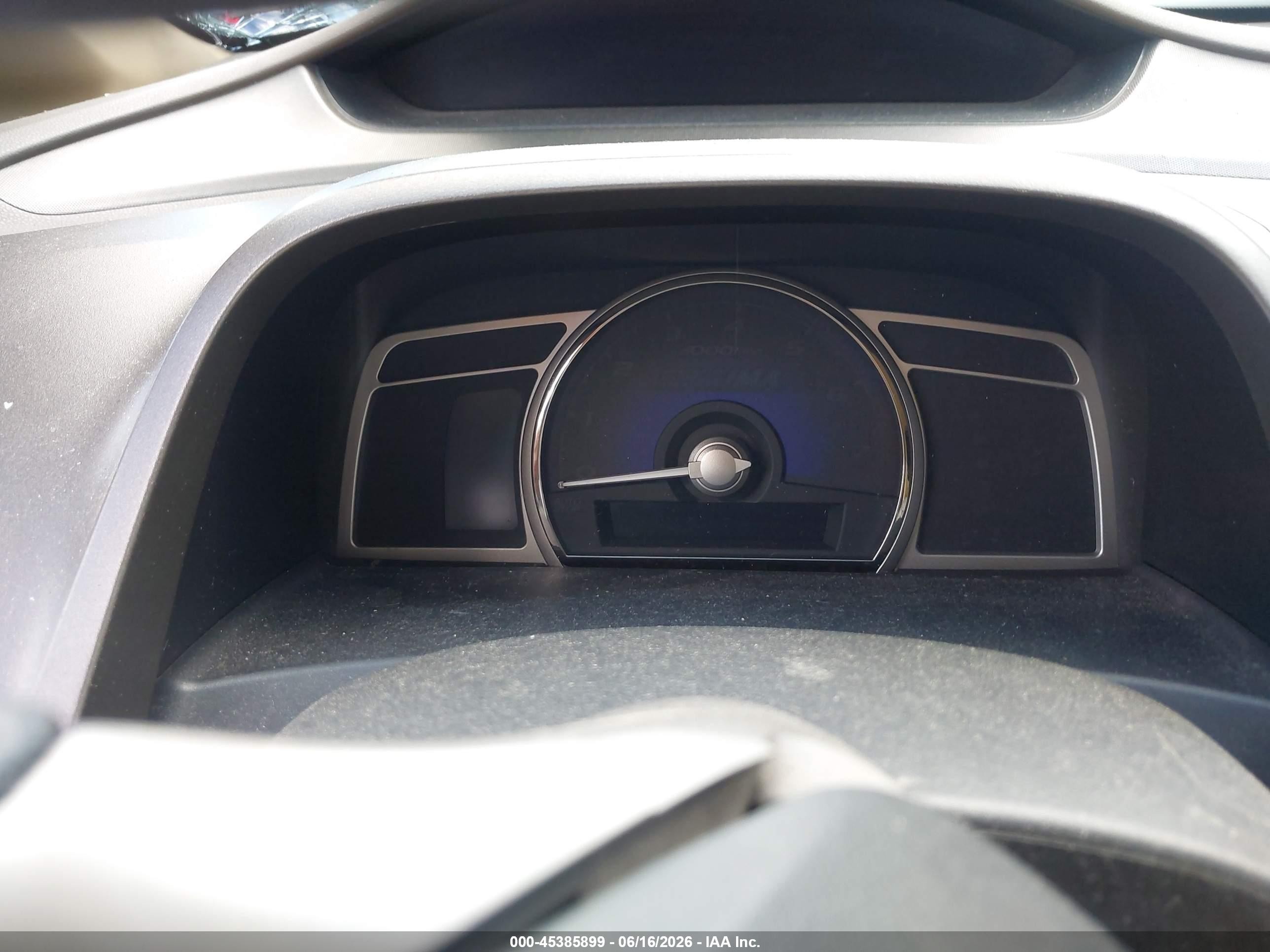 2008 Honda Civic Hybrid Pewter vin: JHMFA362X8S008574
