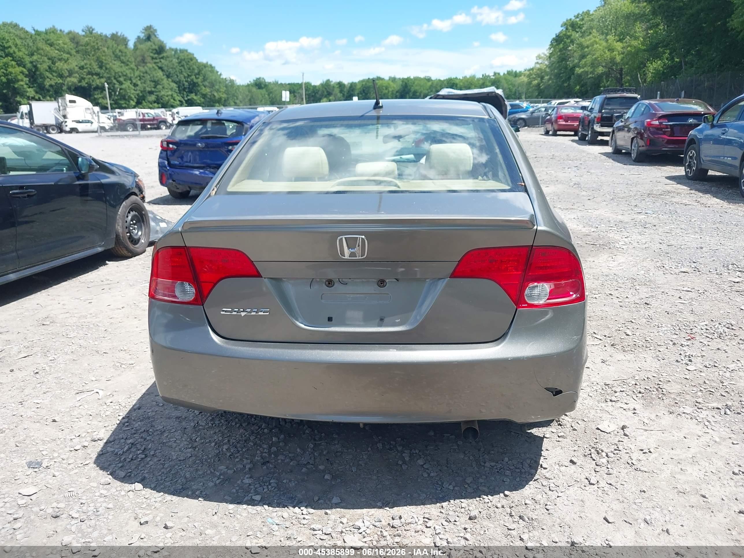 2008 Honda Civic Hybrid Pewter vin: JHMFA362X8S008574
