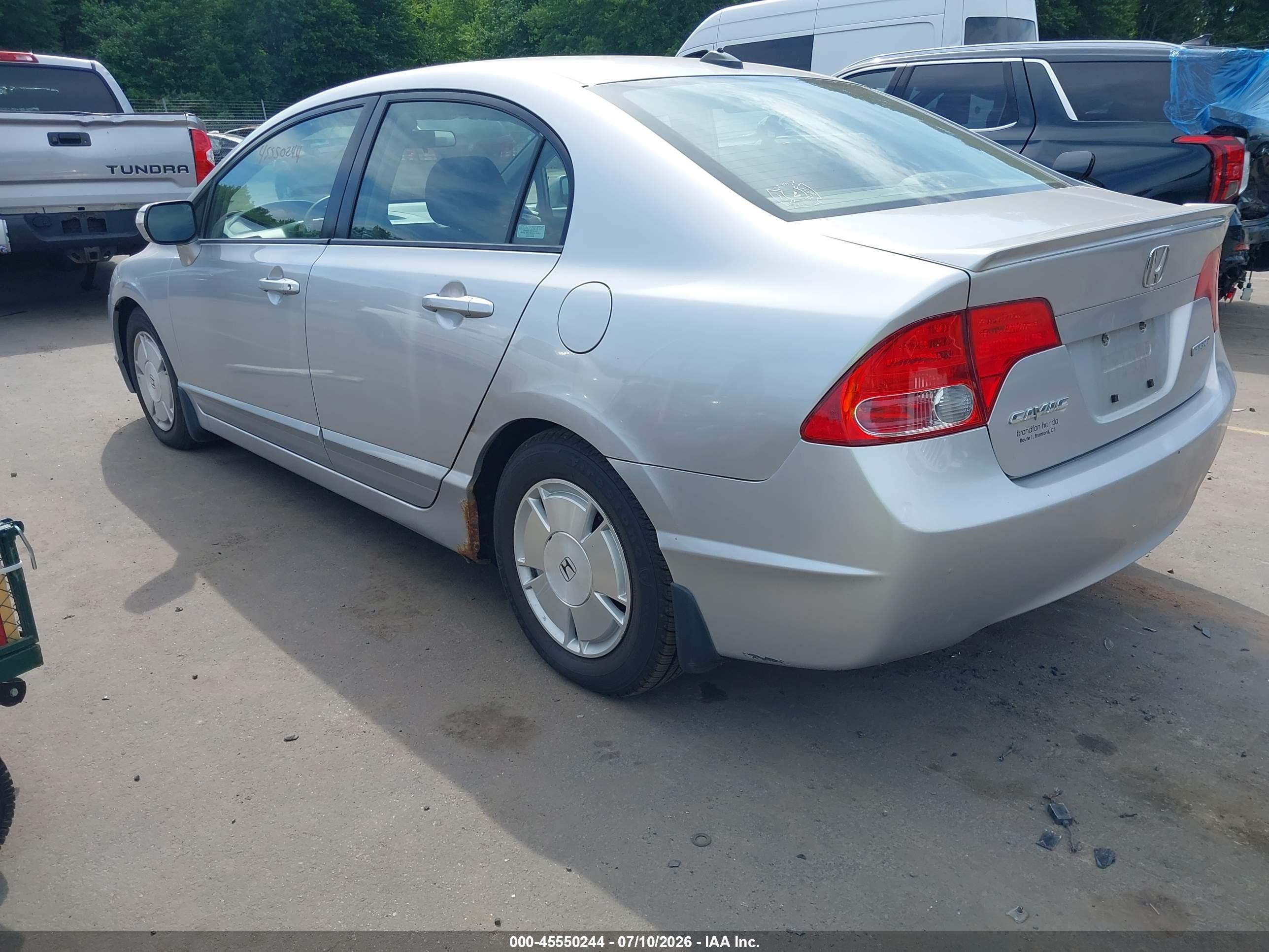 2008 Honda Civic Hybrid   Silver vin: JHMFA362X8S009675