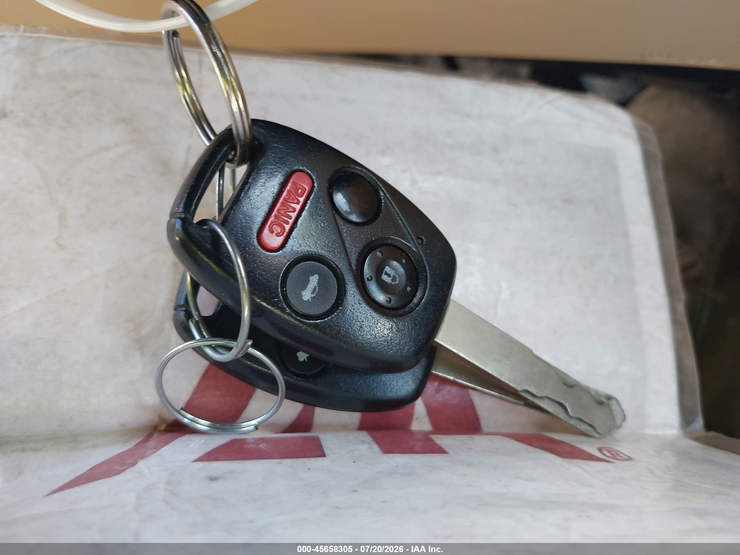 2008 Honda Civic Hybrid   Champagne vin: JHMFA362X8S026735