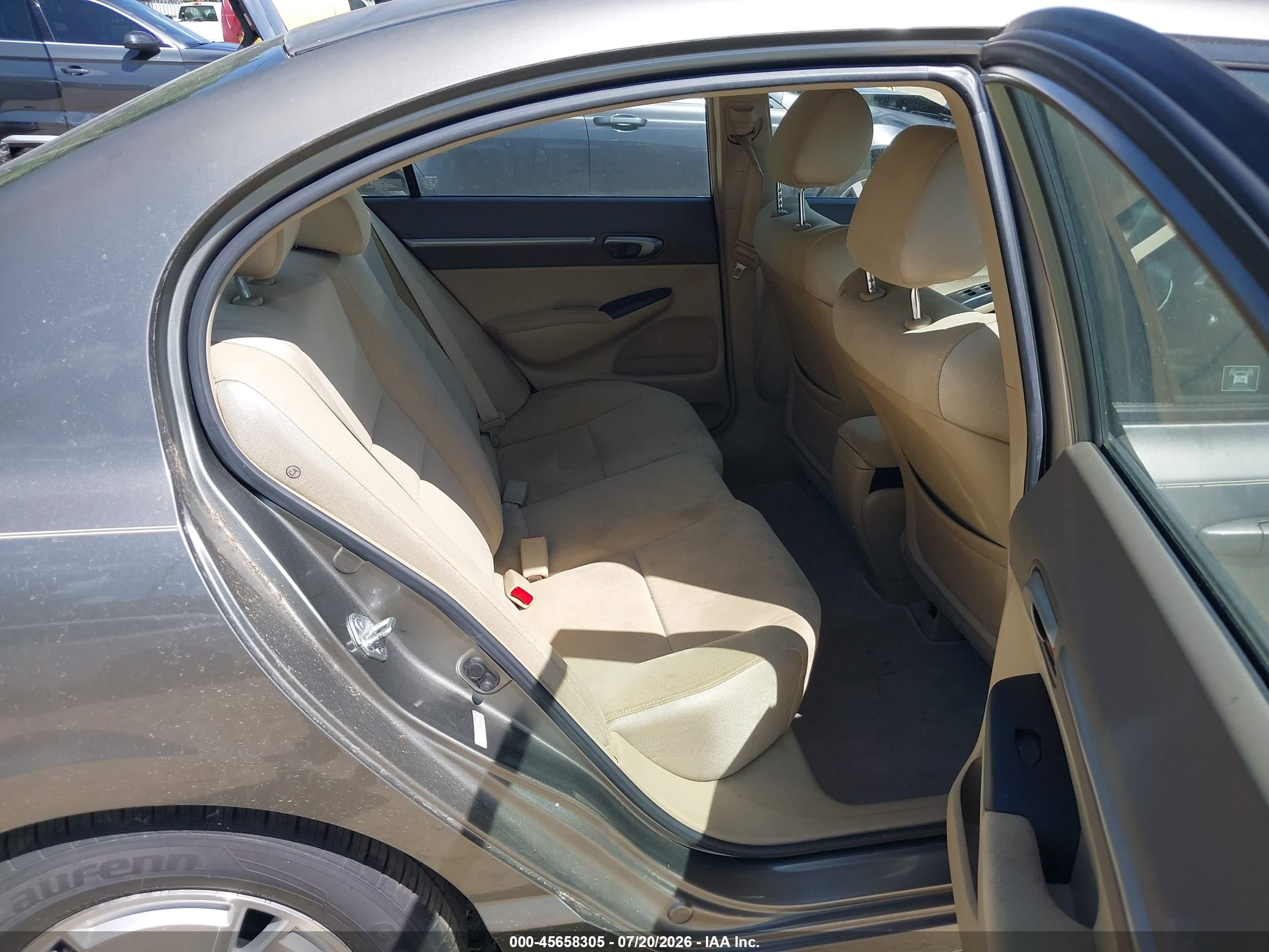 2008 Honda Civic Hybrid   Champagne vin: JHMFA362X8S026735