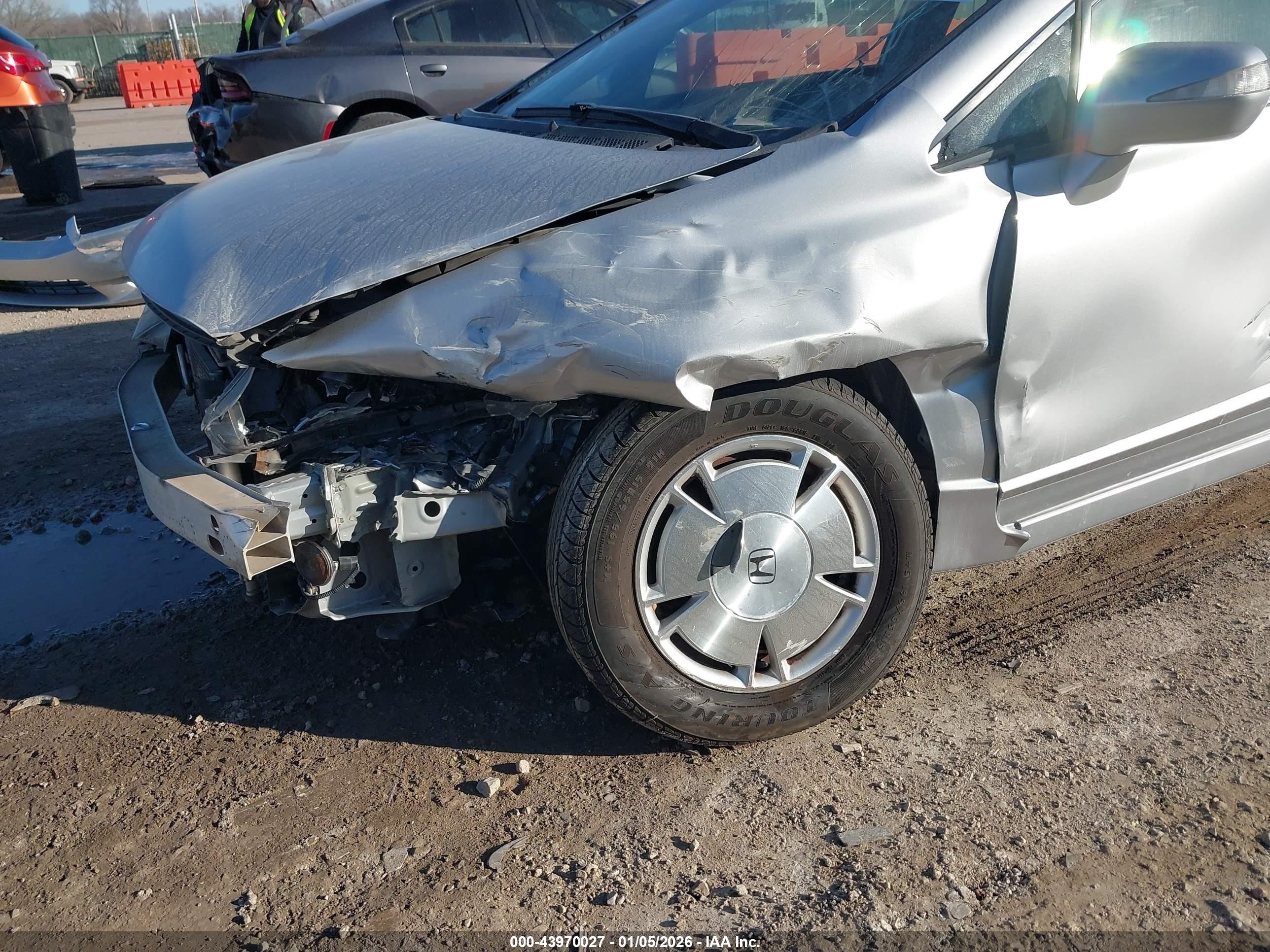 2010 Honda Civic Hybrid   Silver vin: JHMFA3F20AS002899
