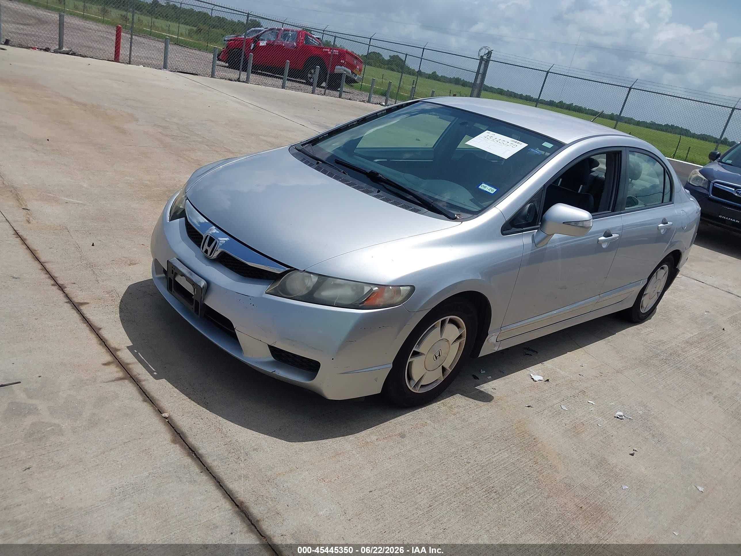 2010 Honda Civic Hybrid   Серебряный vin: JHMFA3F20AS005012