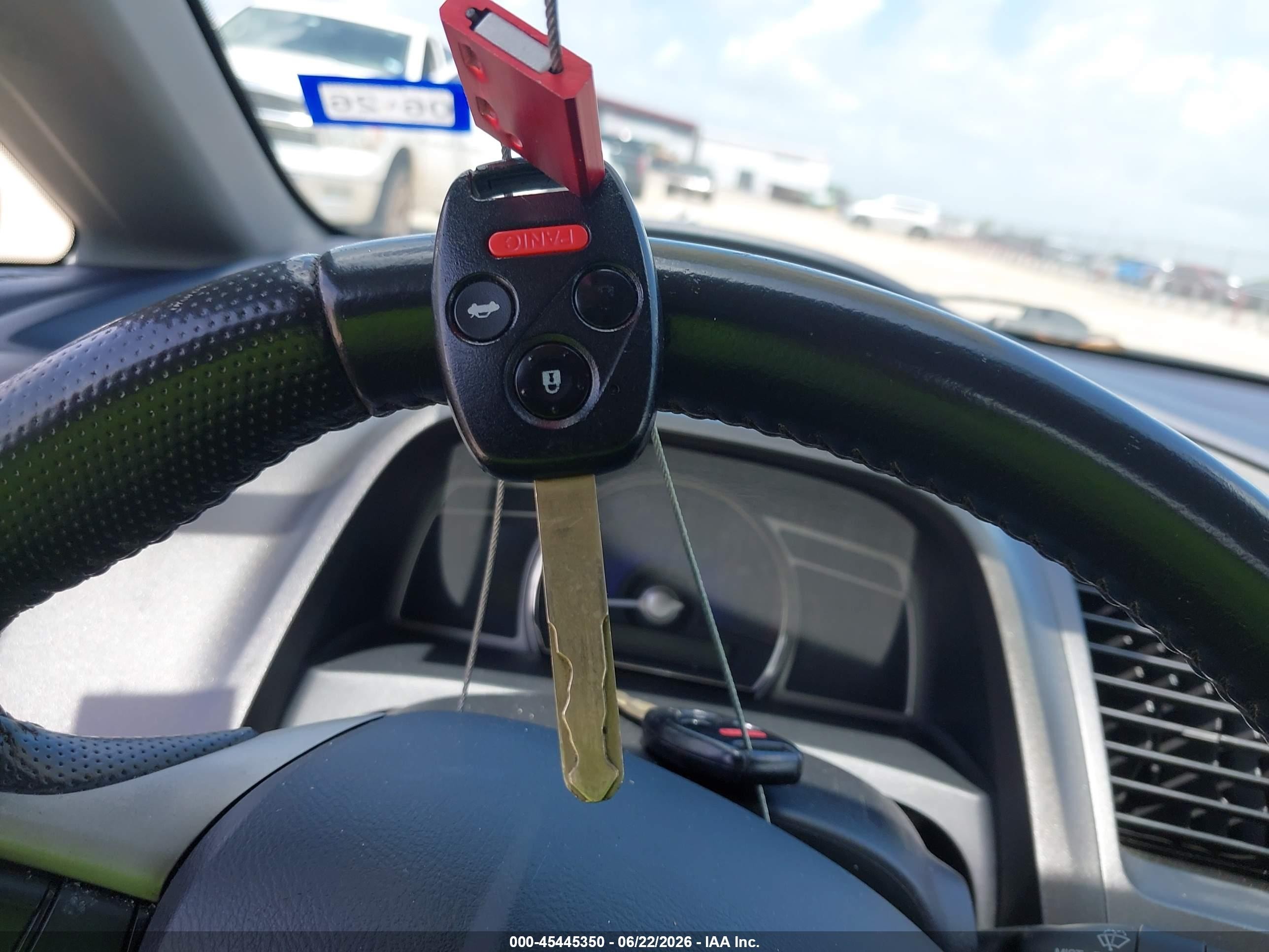 2010 Honda Civic Hybrid   Серебряный vin: JHMFA3F20AS005012