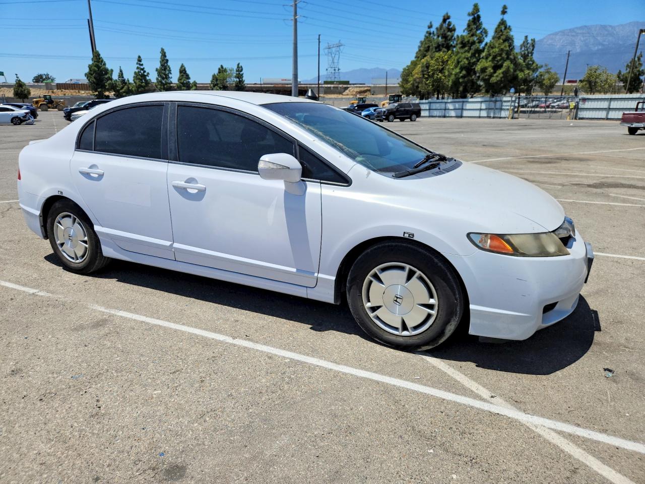 2011 Honda Civic Hybrid White vin: JHMFA3F20BS000412