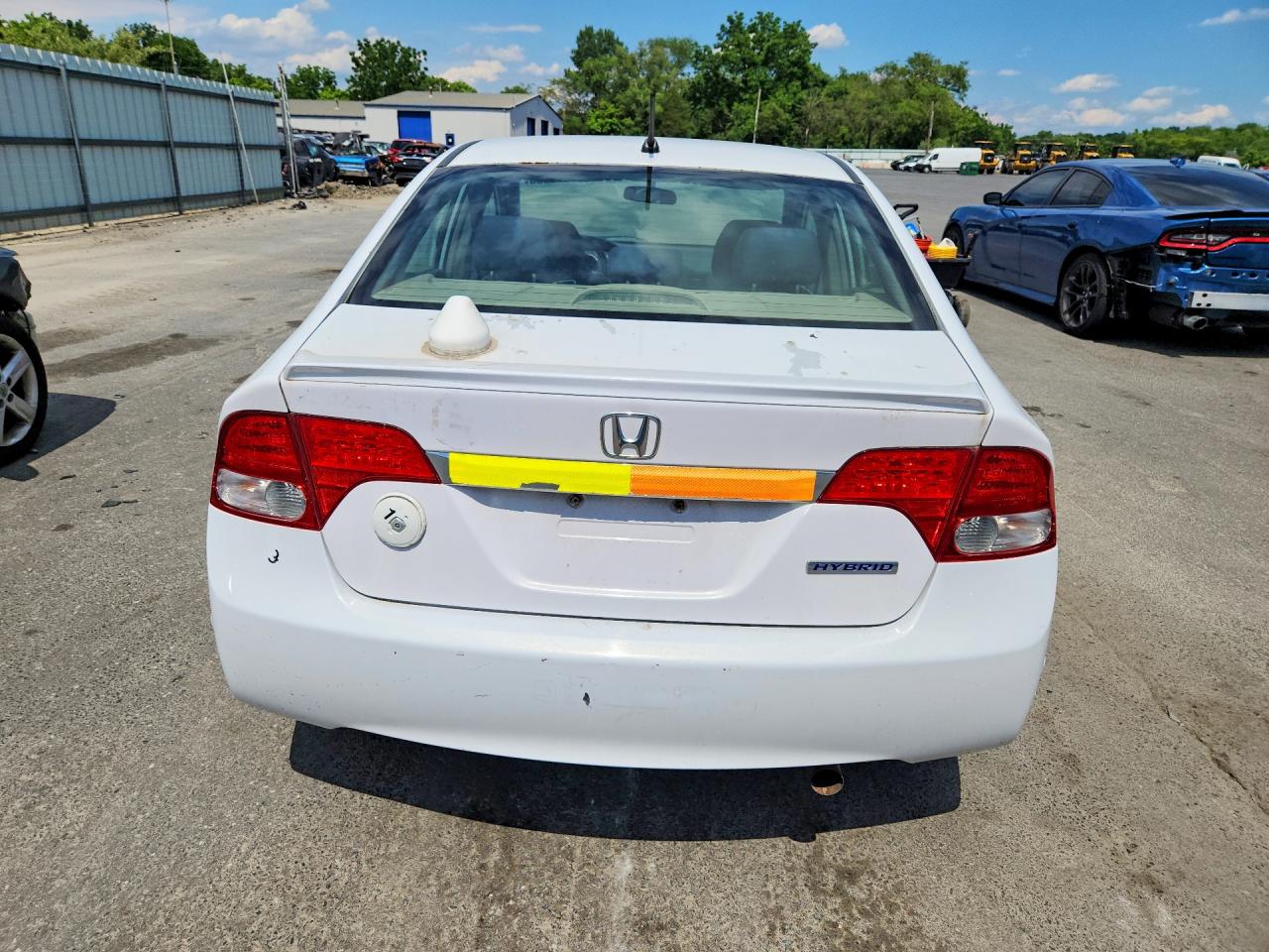 2011 Honda Civic Hybrid Белый vin: JHMFA3F21BS000404