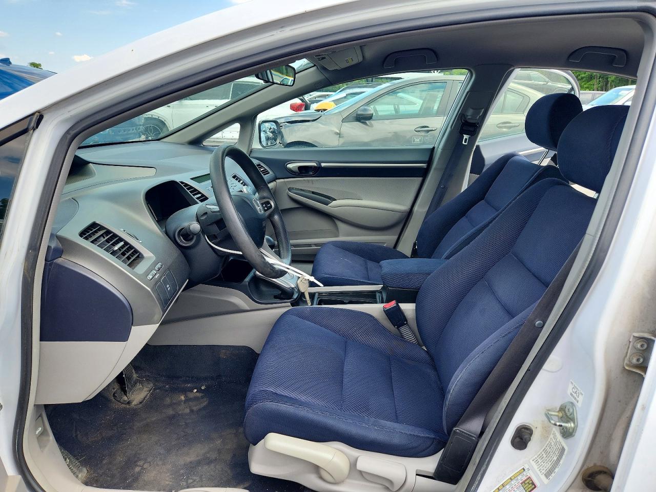 2011 Honda Civic Hybrid Белый vin: JHMFA3F21BS000404