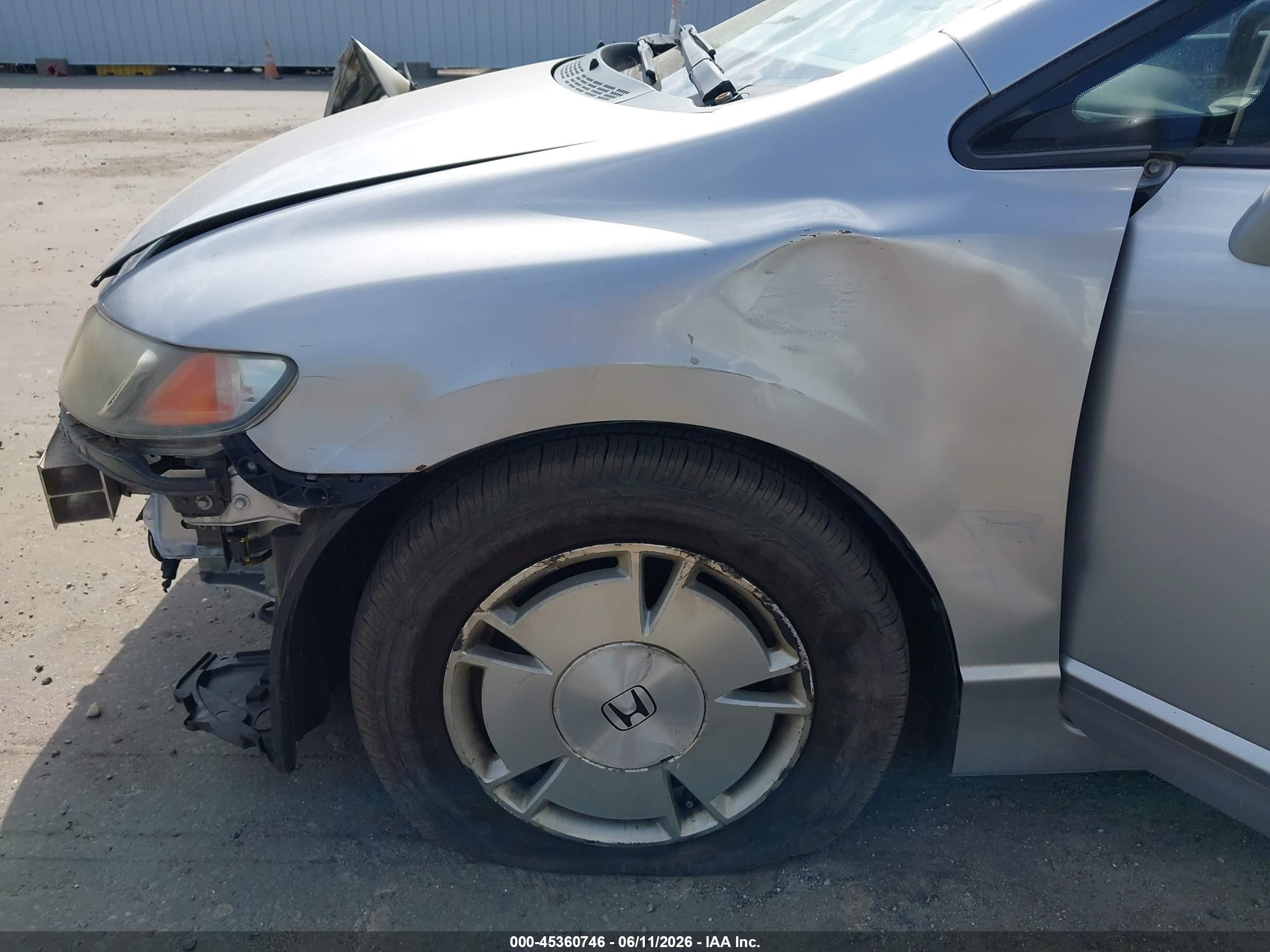 2010 Honda Civic Hybrid   Silver vin: JHMFA3F23AS003576