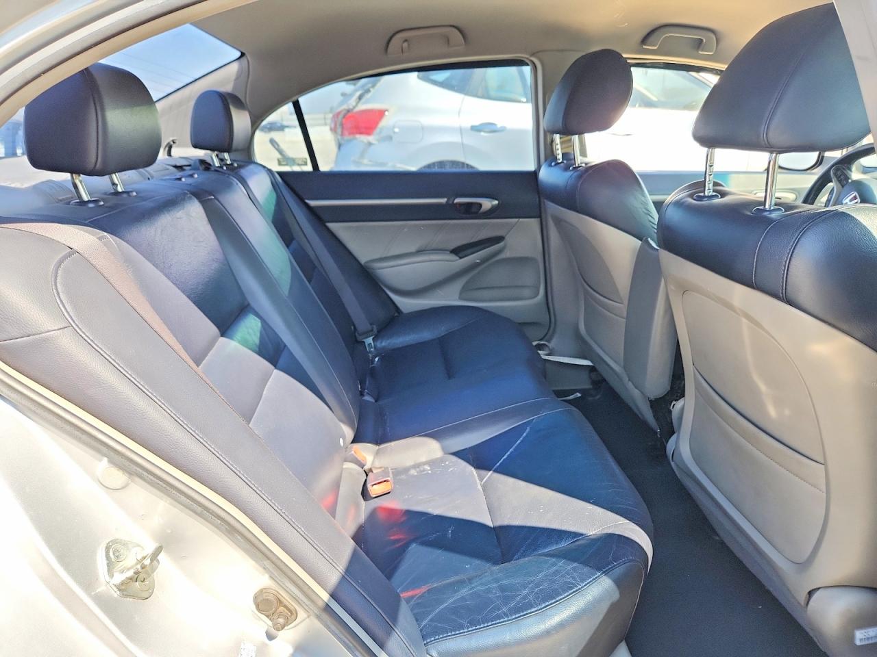 2010 Honda Civic Hybrid Silver vin: JHMFA3F23AS004548