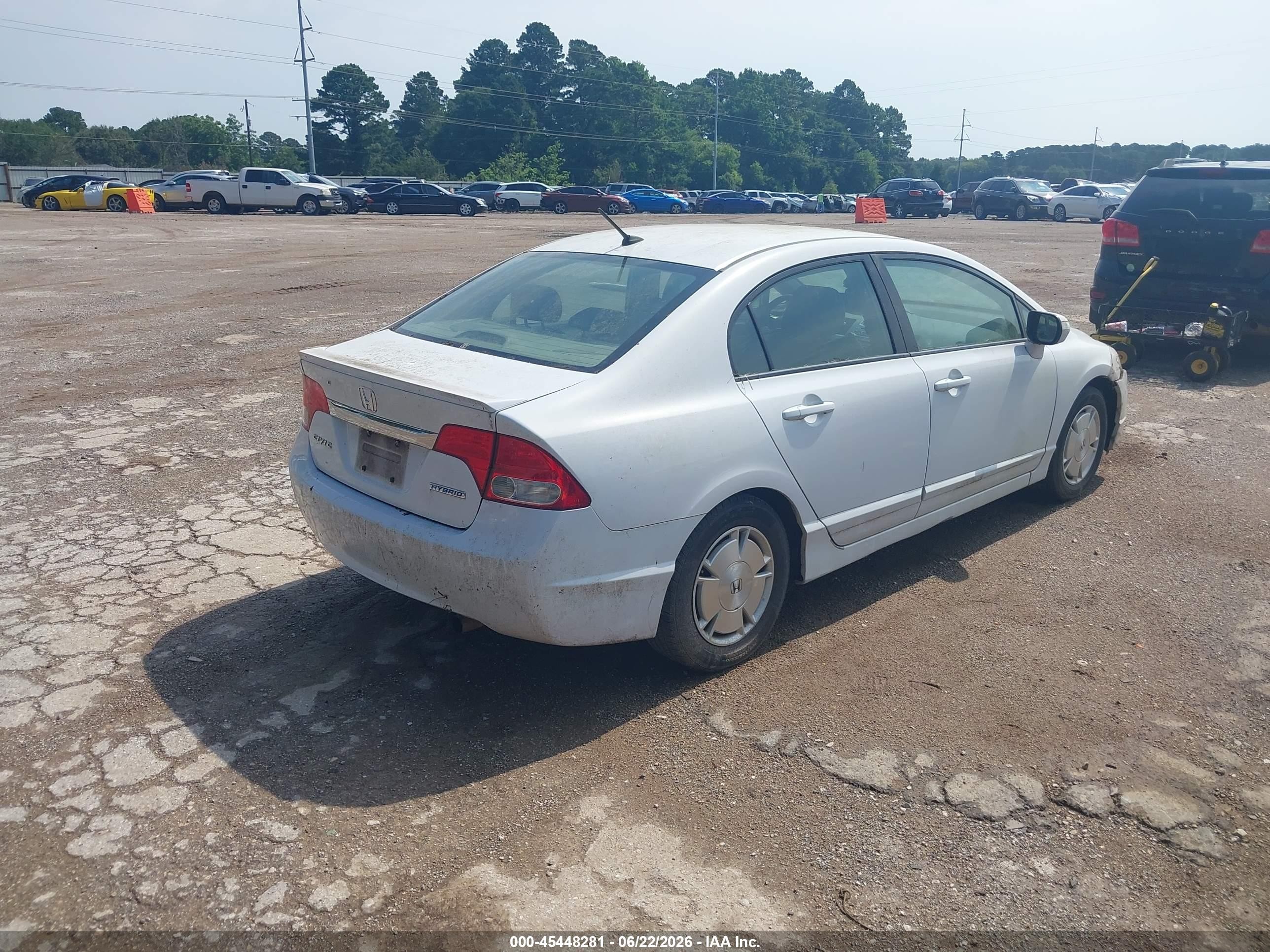 2010 Honda Civic Hybrid   White vin: JHMFA3F26AS005645