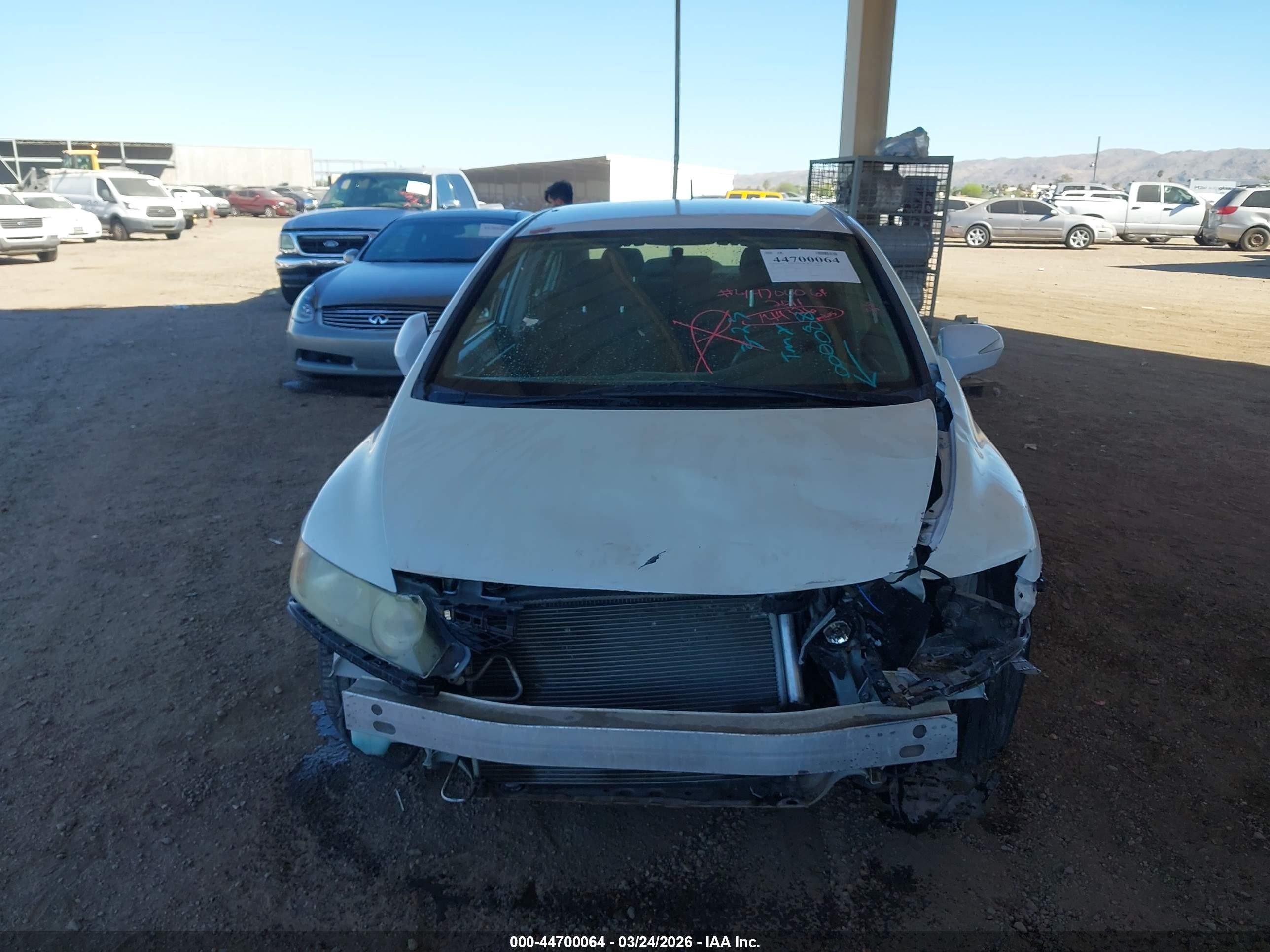 2011 Honda Civic Hybrid   White vin: JHMFA3F26BS000088