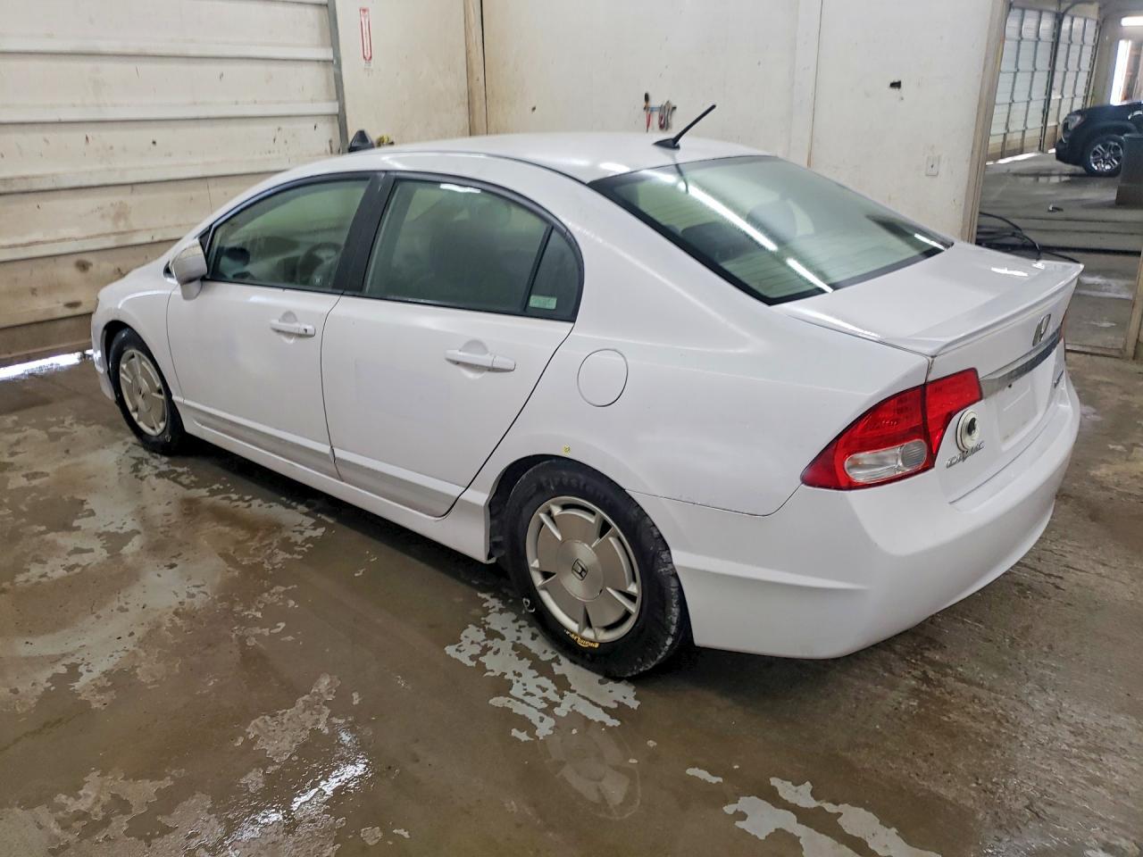 2011 Honda Civic Hybrid White vin: JHMFA3F26BS000110