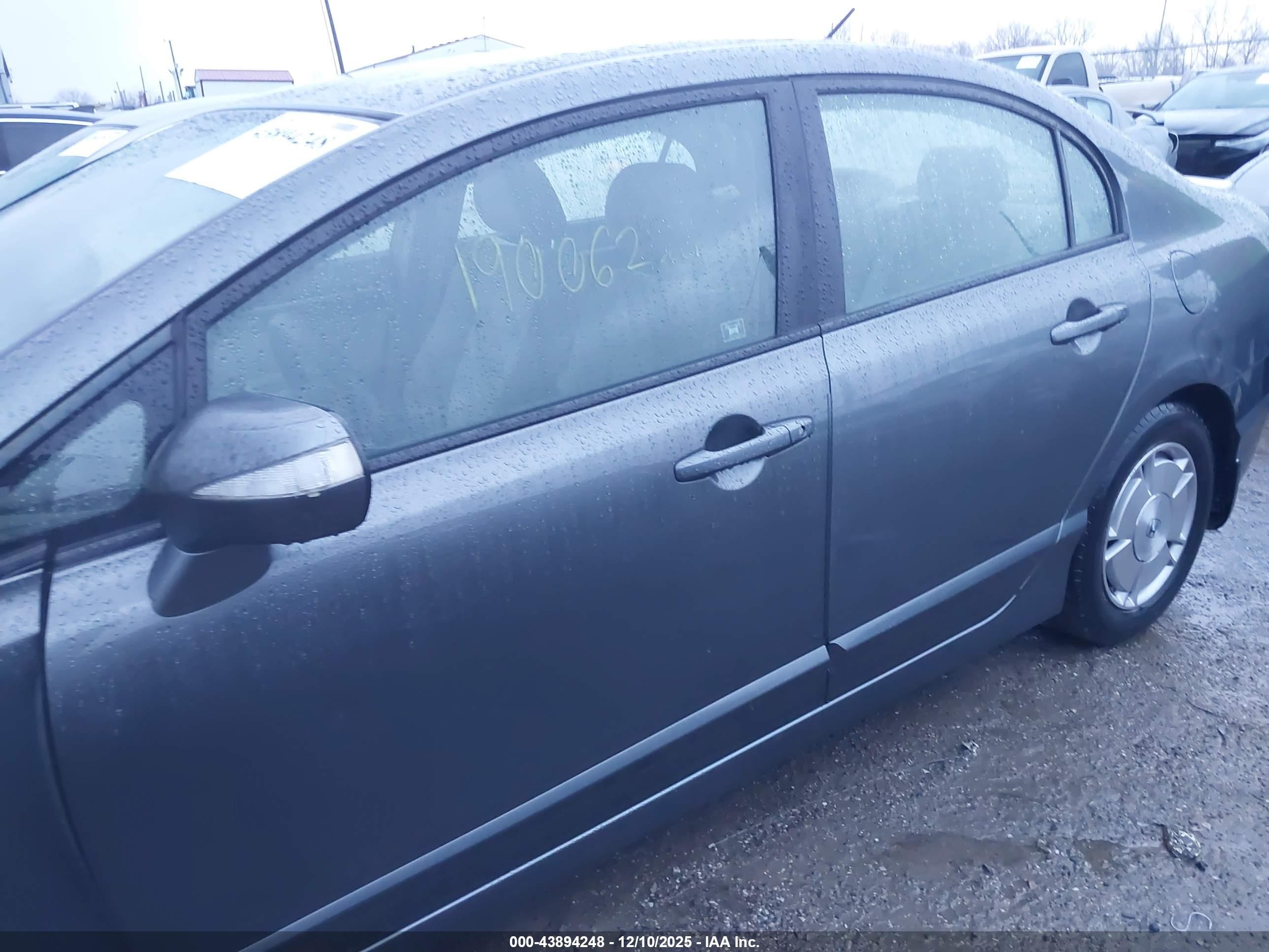 2011 Honda Civic Hybrid   Gray vin: JHMFA3F27BS000763
