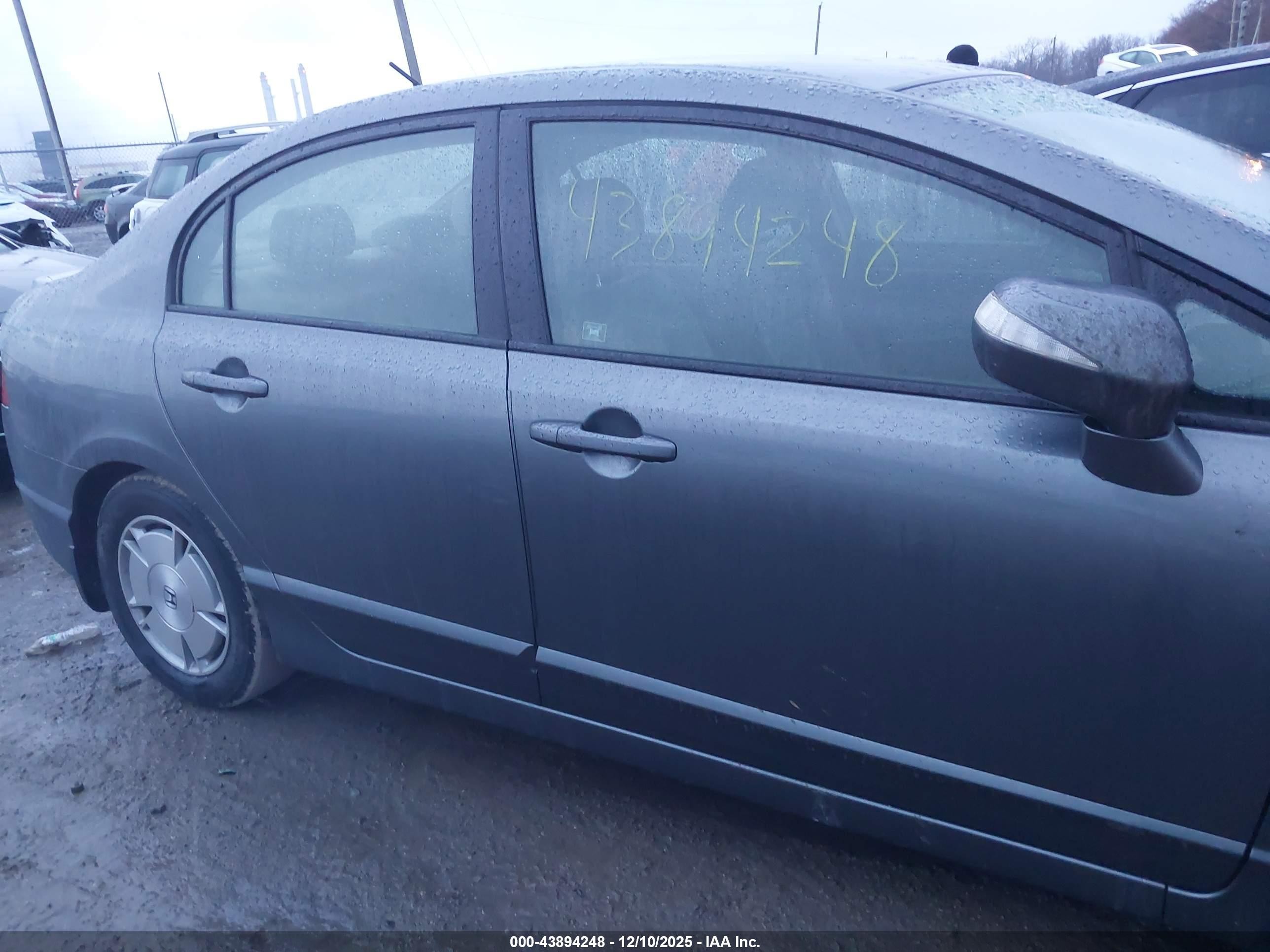 2011 Honda Civic Hybrid   Gray vin: JHMFA3F27BS000763