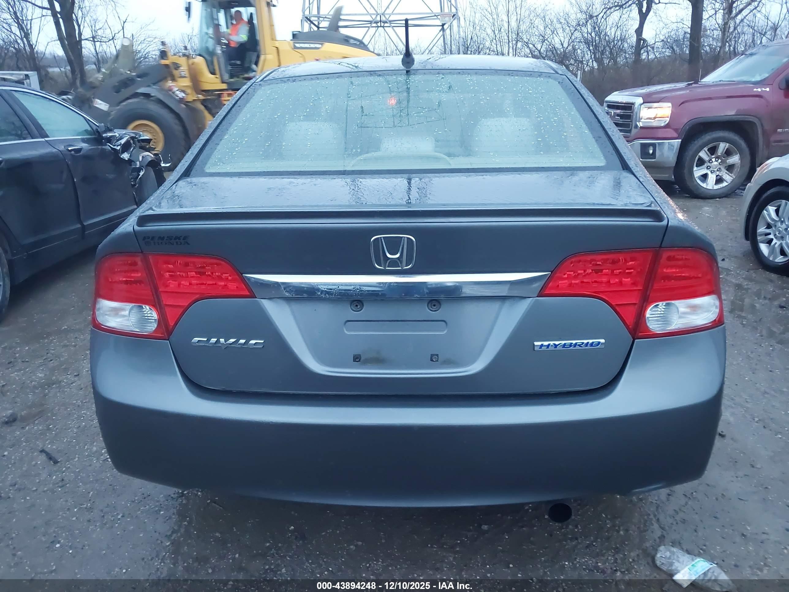 2011 Honda Civic Hybrid   Gray vin: JHMFA3F27BS000763
