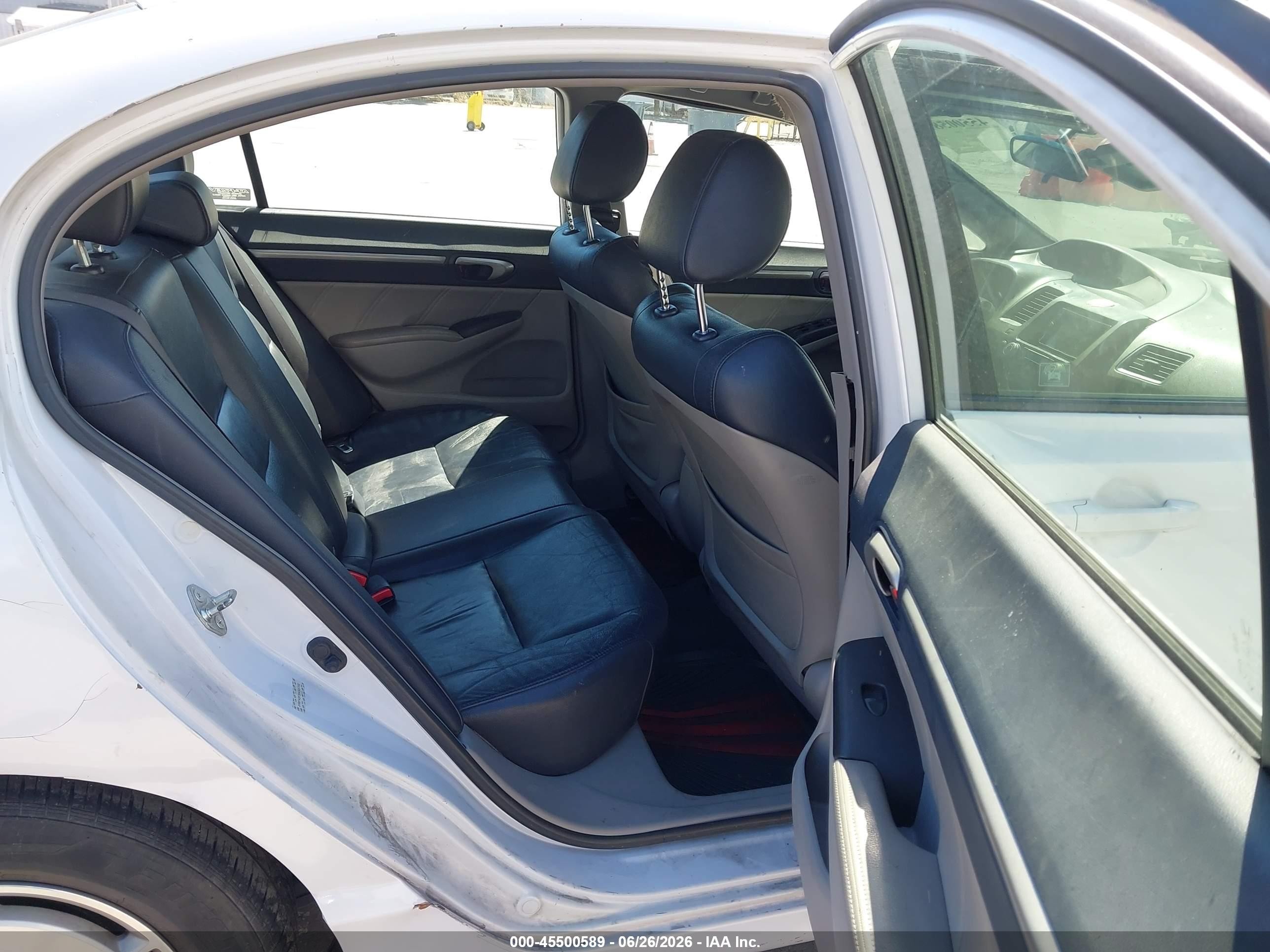 2010 Honda Civic Hybrid   White vin: JHMFA3F28AS007560