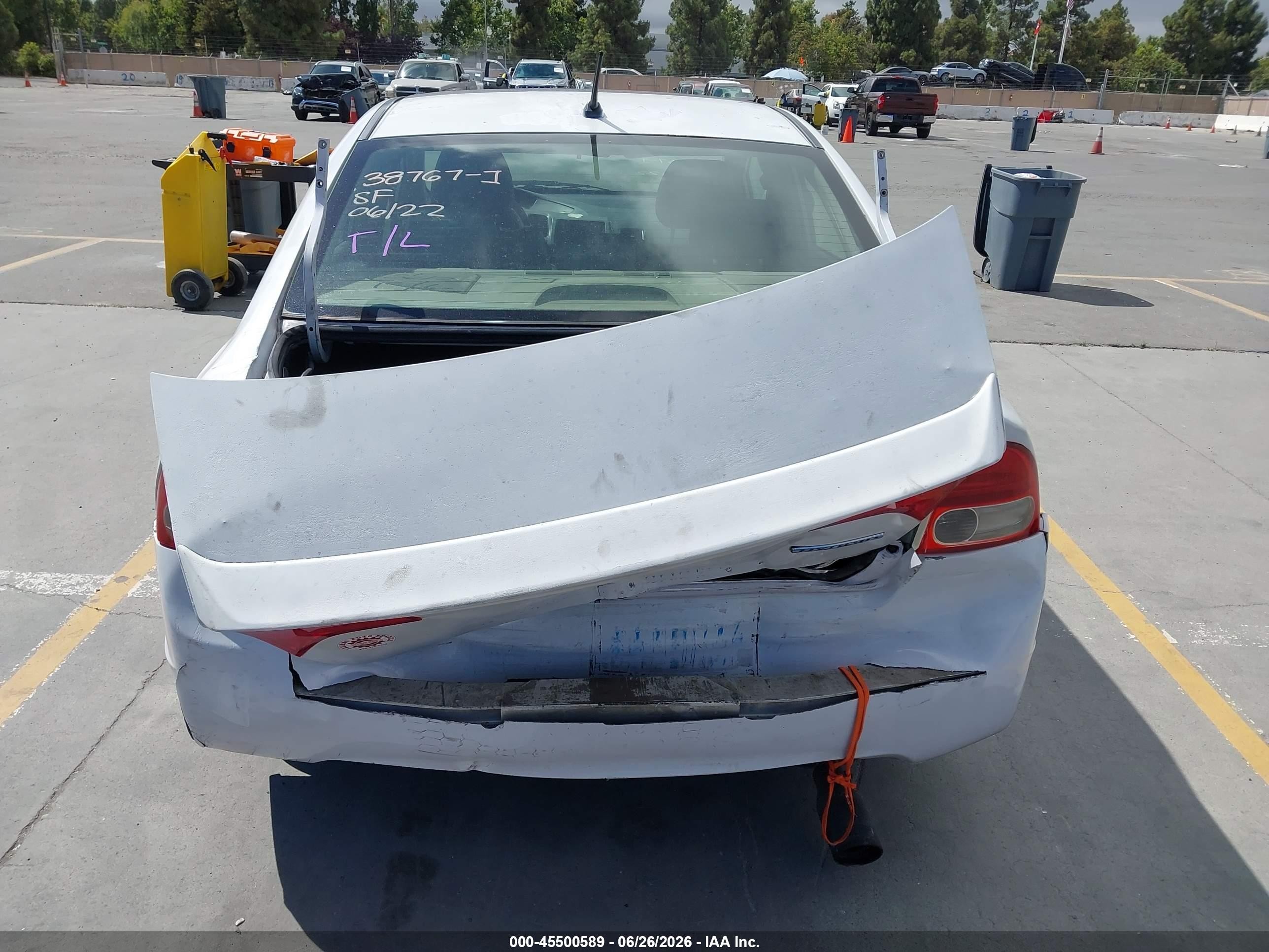 2010 Honda Civic Hybrid   White vin: JHMFA3F28AS007560