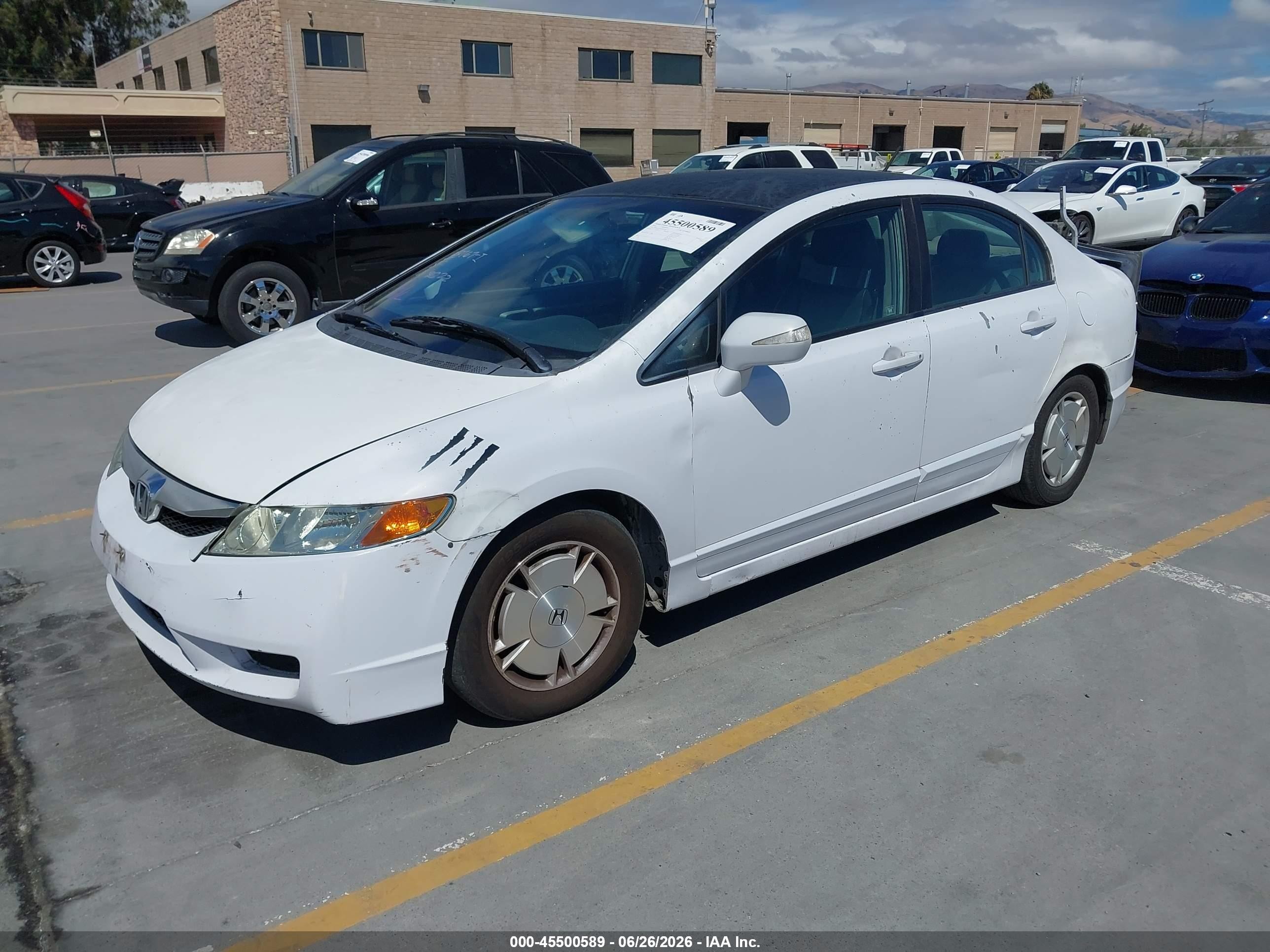 2010 Honda Civic Hybrid   White vin: JHMFA3F28AS007560