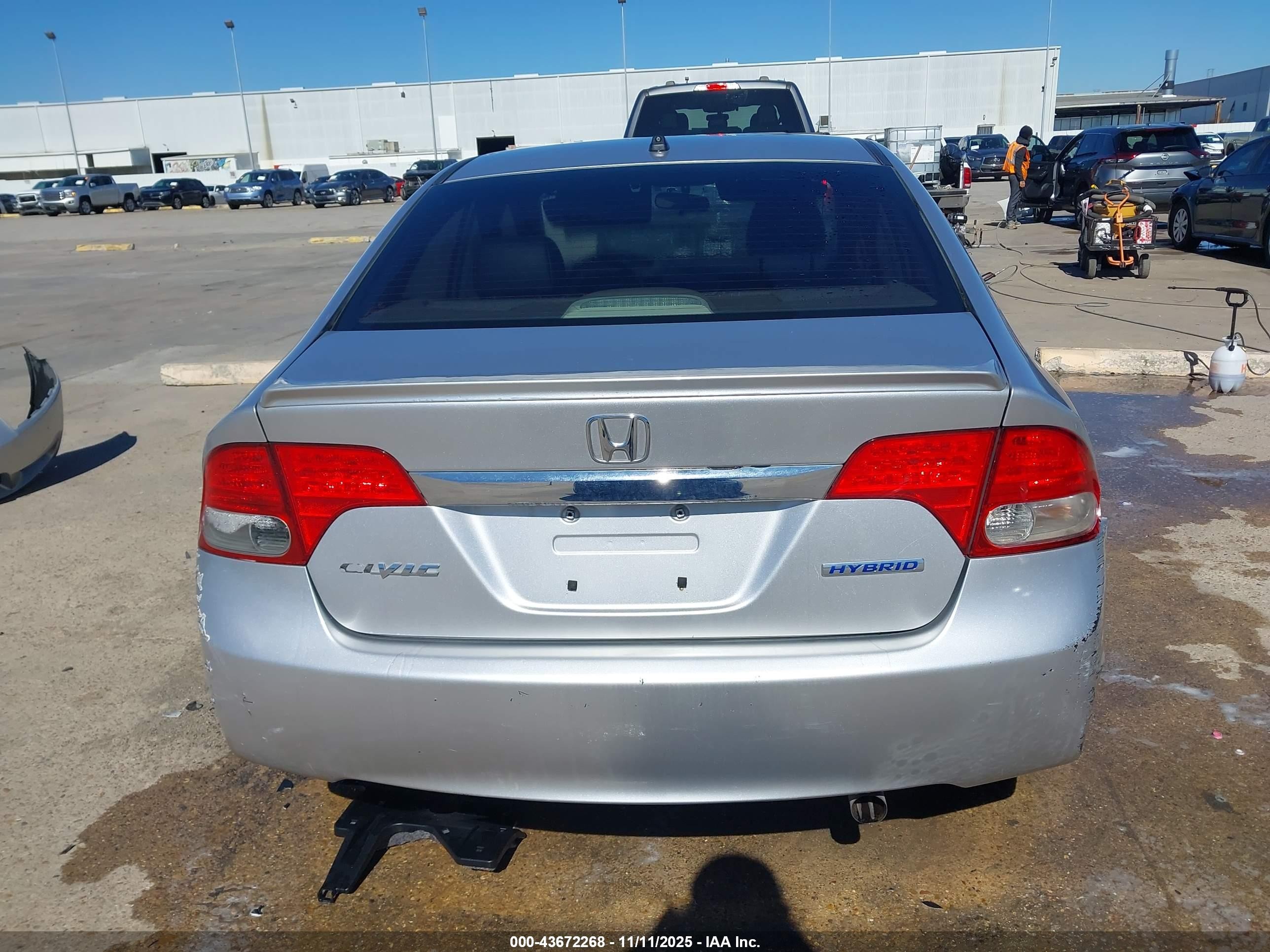 2011 Honda Civic Hybrid   Silver vin: JHMFA3F28BS000836