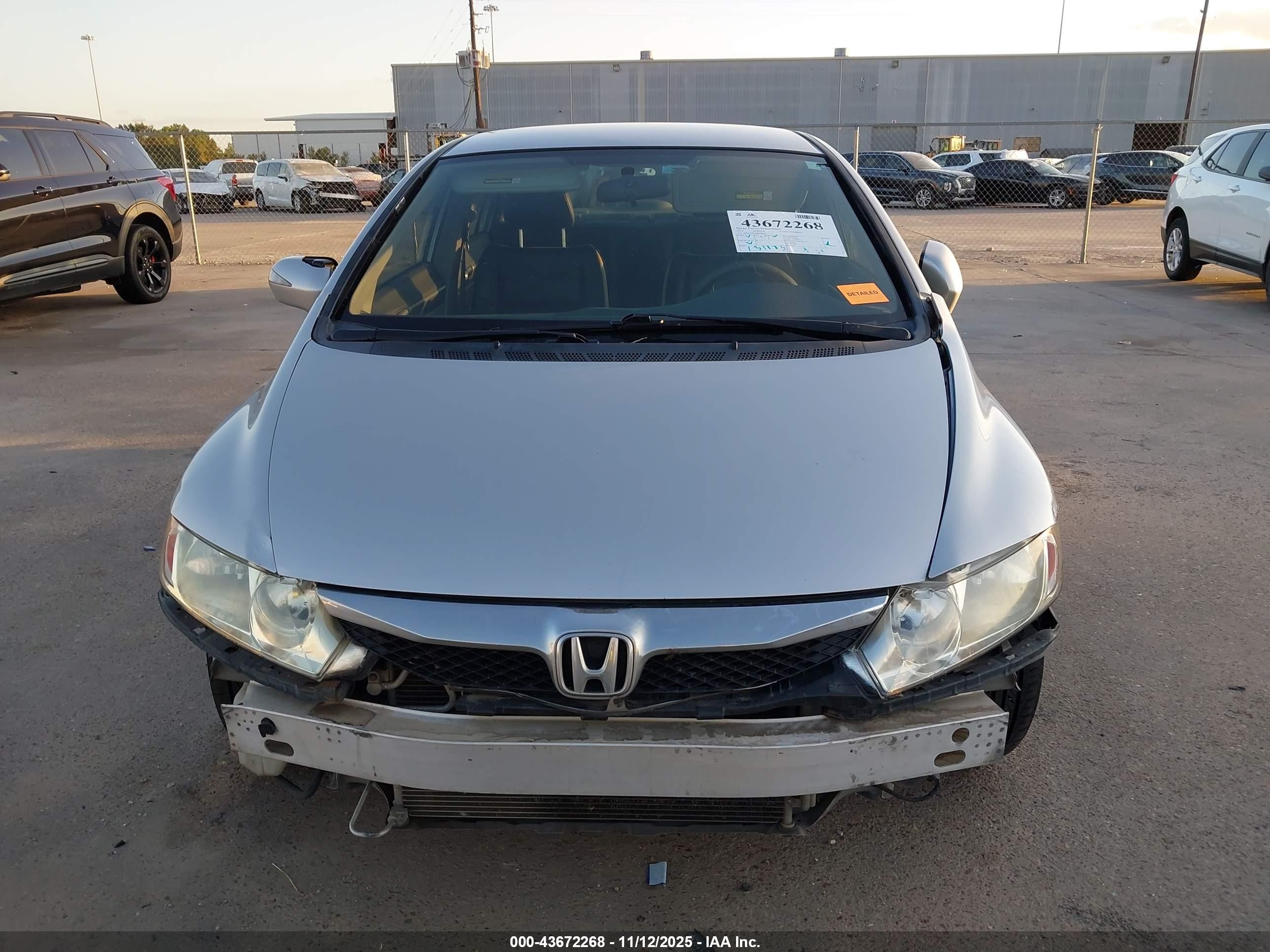 2011 Honda Civic Hybrid   Silver vin: JHMFA3F28BS000836