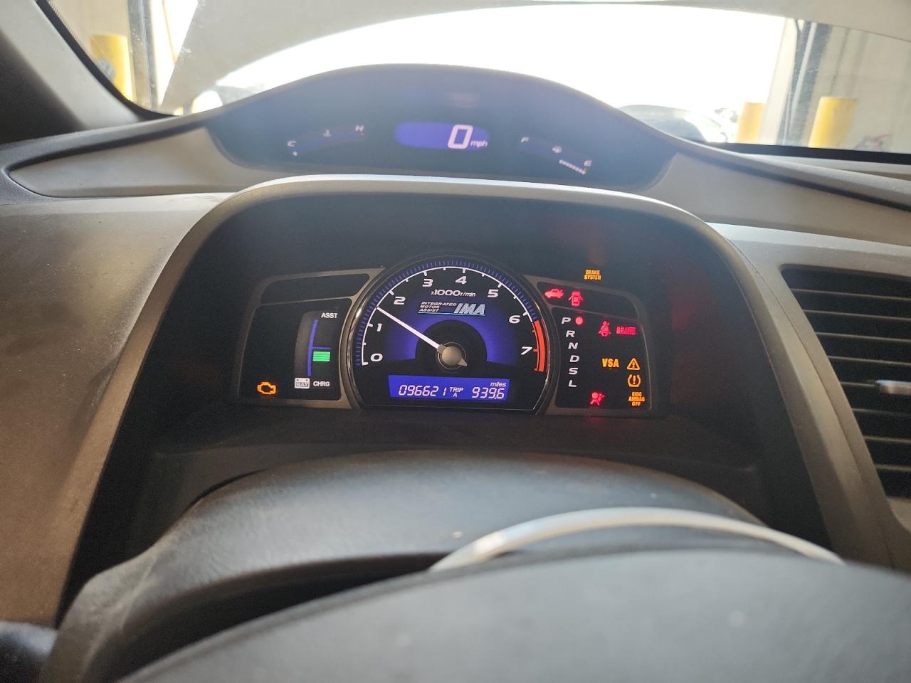 2011 Honda Civic Hybrid White vin: JHMFA3F29BS000134 Damage: Warning Light - Engine, On, Unacceptable
