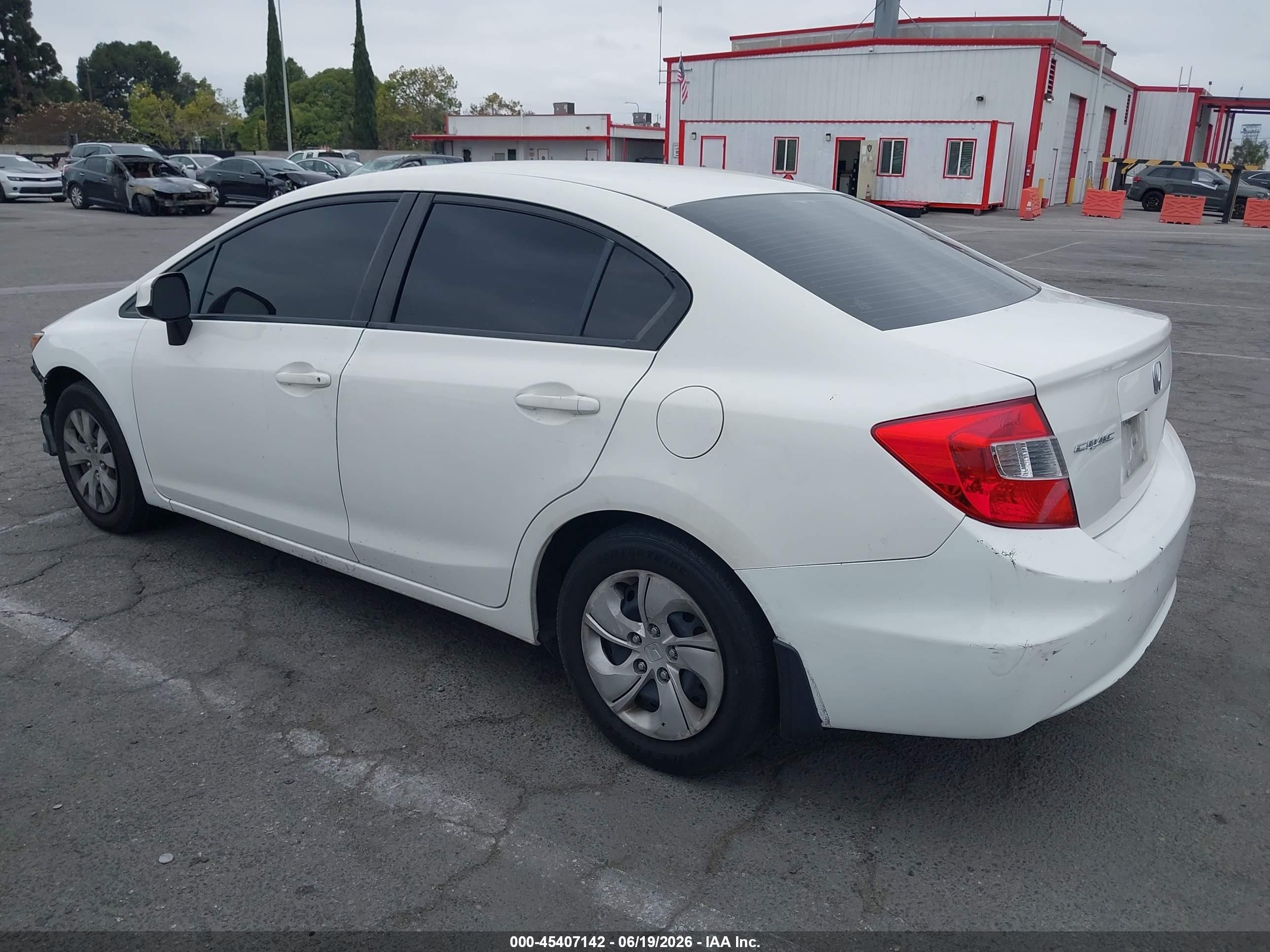2012 Honda Civic Lx White vin: JHMFB2F5XCS004244