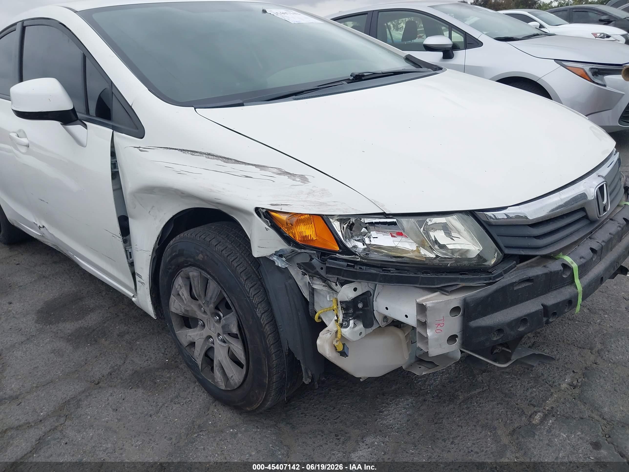 2012 Honda Civic Lx White vin: JHMFB2F5XCS004244