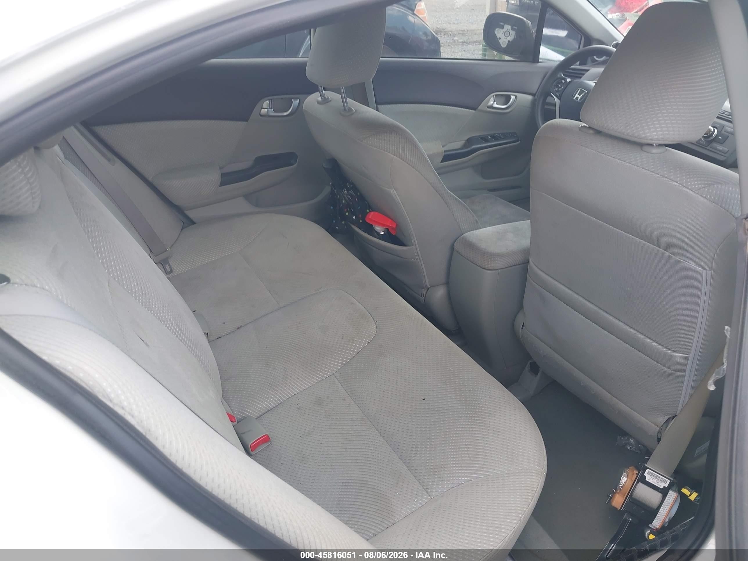 2012 Honda Civic Hybrid   White vin: JHMFB4F25CS006484