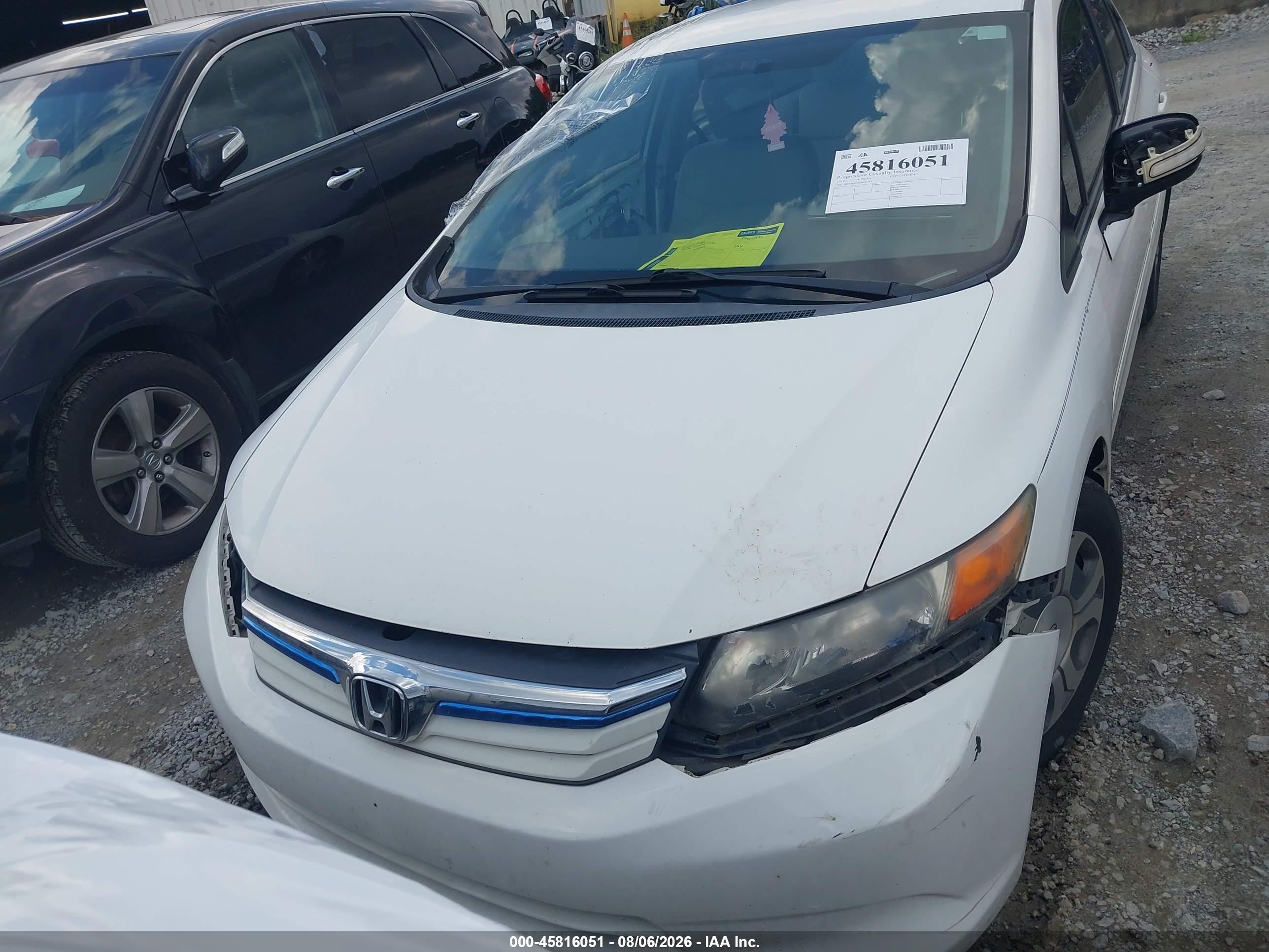2012 Honda Civic Hybrid   White vin: JHMFB4F25CS006484
