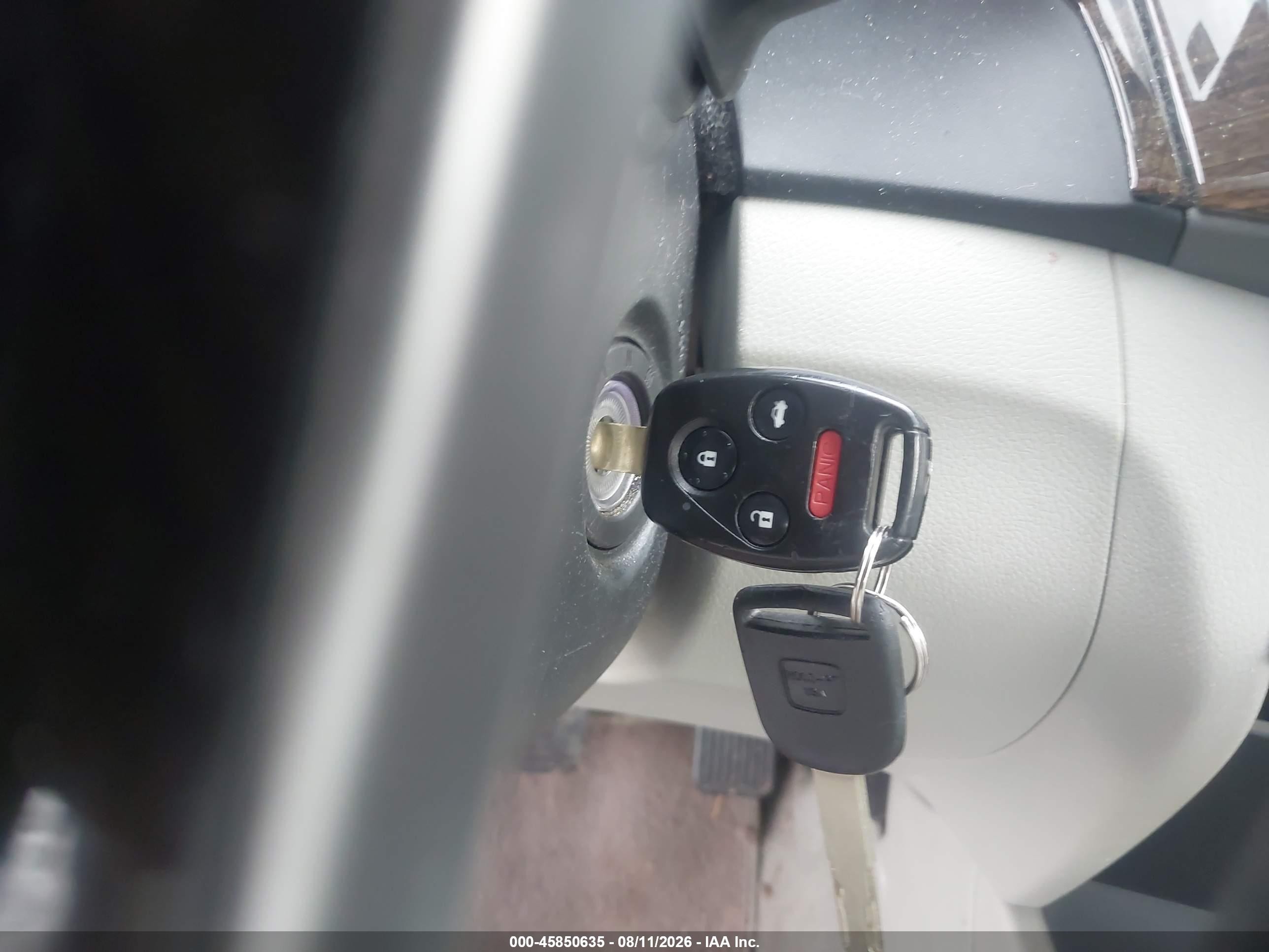 2012 Honda Civic Hybrid   White vin: JHMFB4F27CS006504