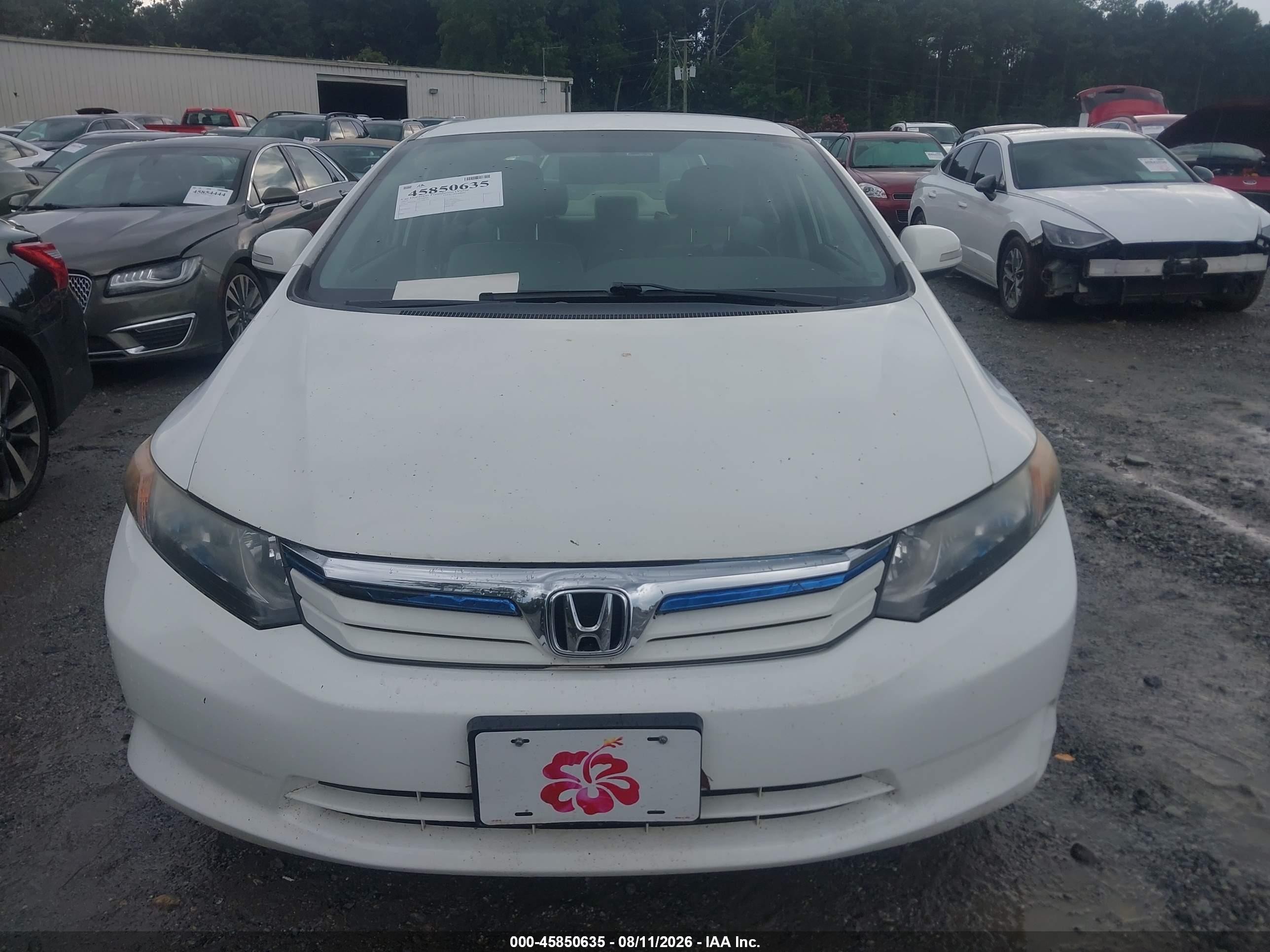 2012 Honda Civic Hybrid   White vin: JHMFB4F27CS006504