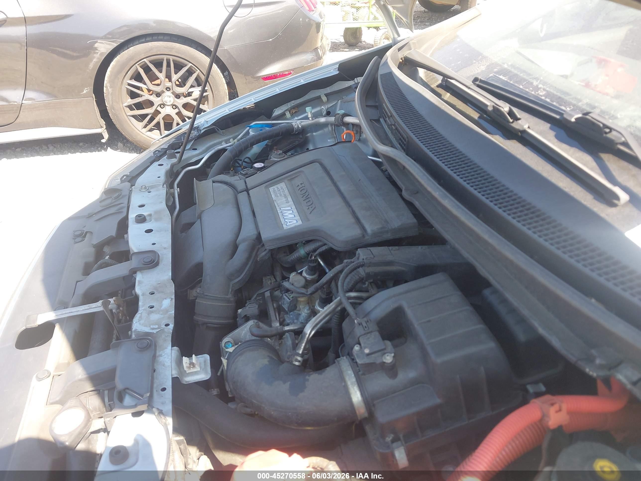 2012 Honda Civic Hybrid   Silver vin: JHMFB4F29CS000400