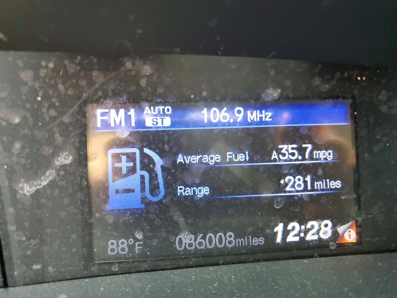 2012 Honda Civic Hybrid White vin: JHMFB4F29CS008531