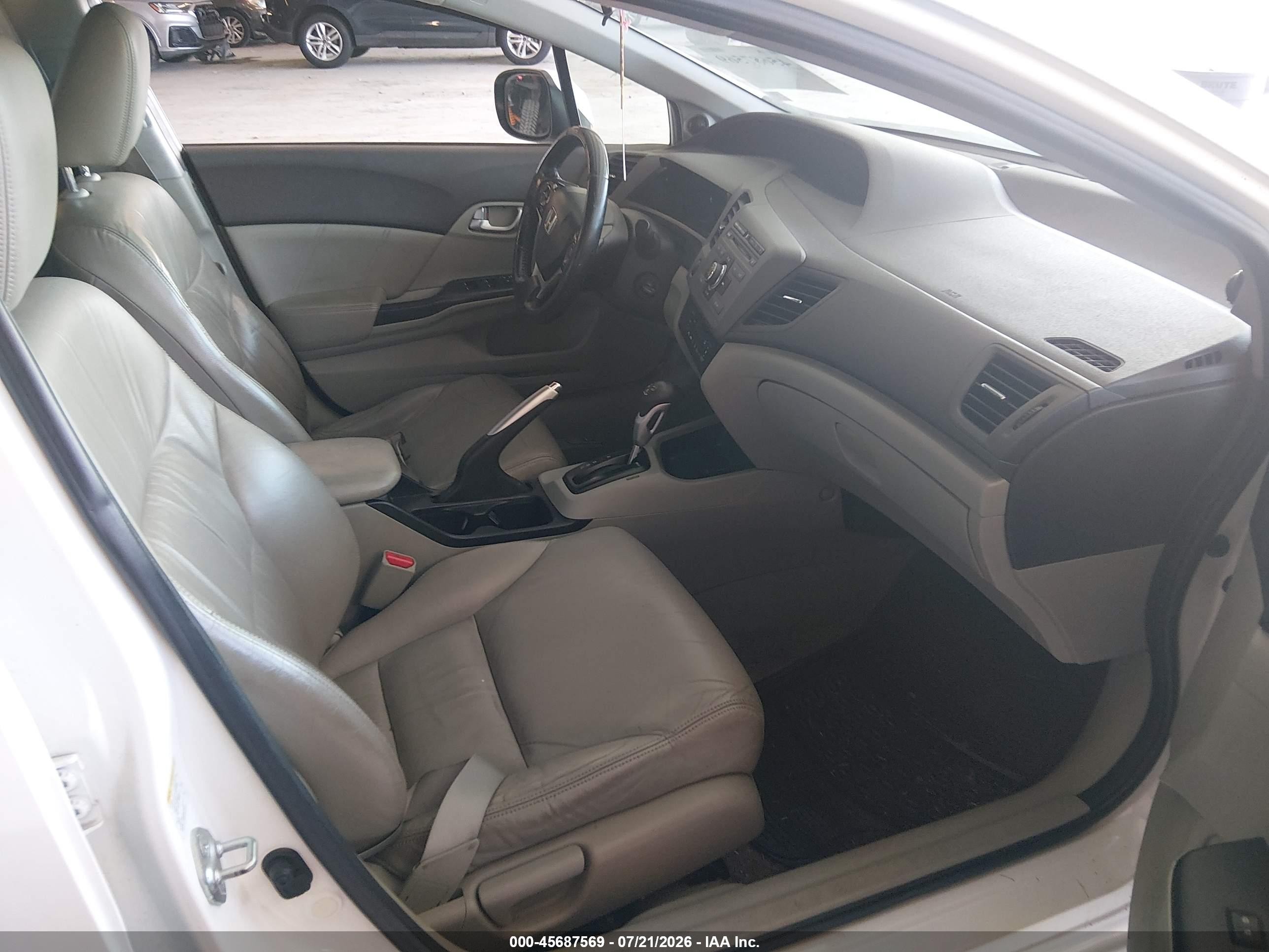 2012 Honda Civic Hybrid   White vin: JHMFB4F34CS007795