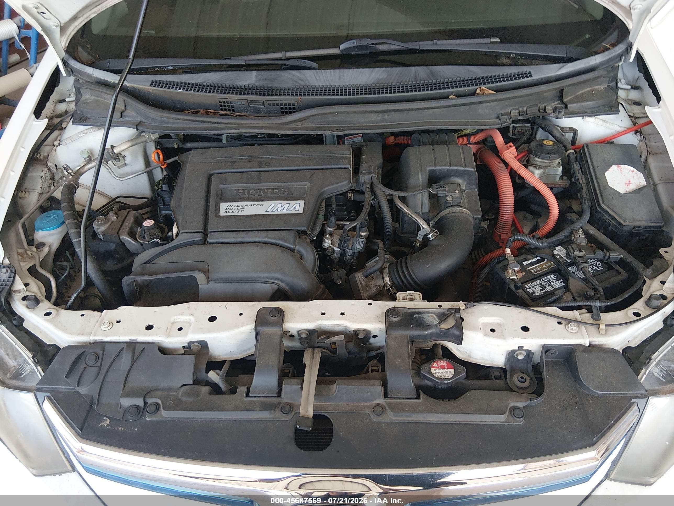 2012 Honda Civic Hybrid   White vin: JHMFB4F34CS007795